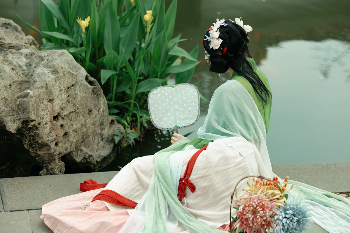 YiTuYu艺图语 Vol.10212 Jin Zou Ba