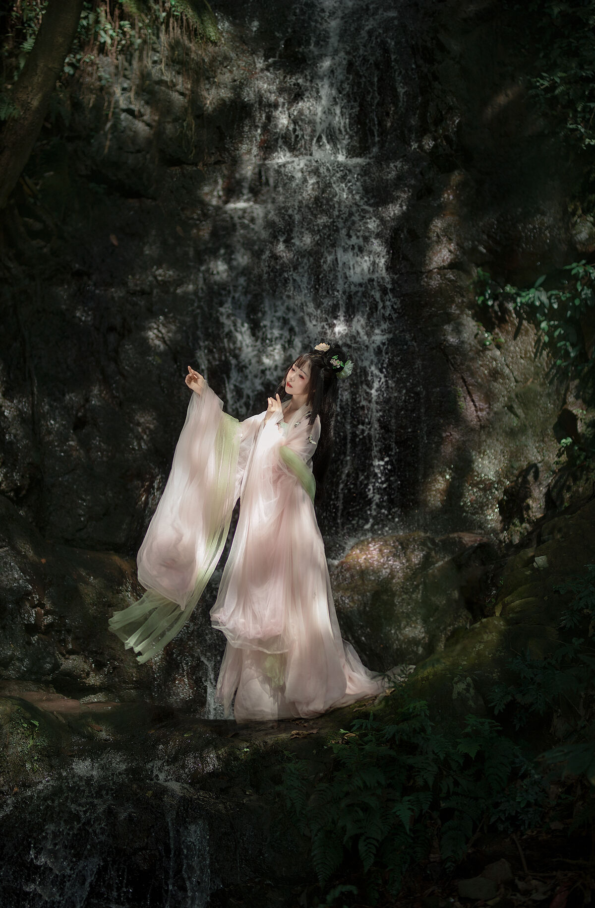 YiTuYu艺图语 Vol.10151 Yun Yun De Hei Yan Quan Er