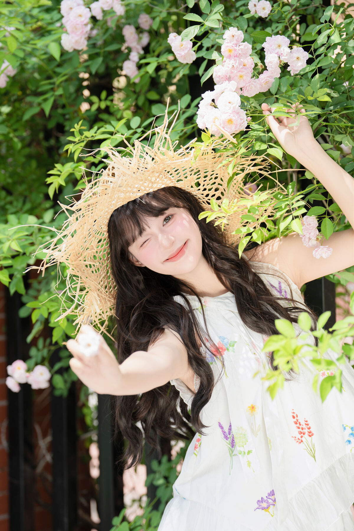 YiTuYu艺图语 Vol.10121 Xia Yu Xiao Nian