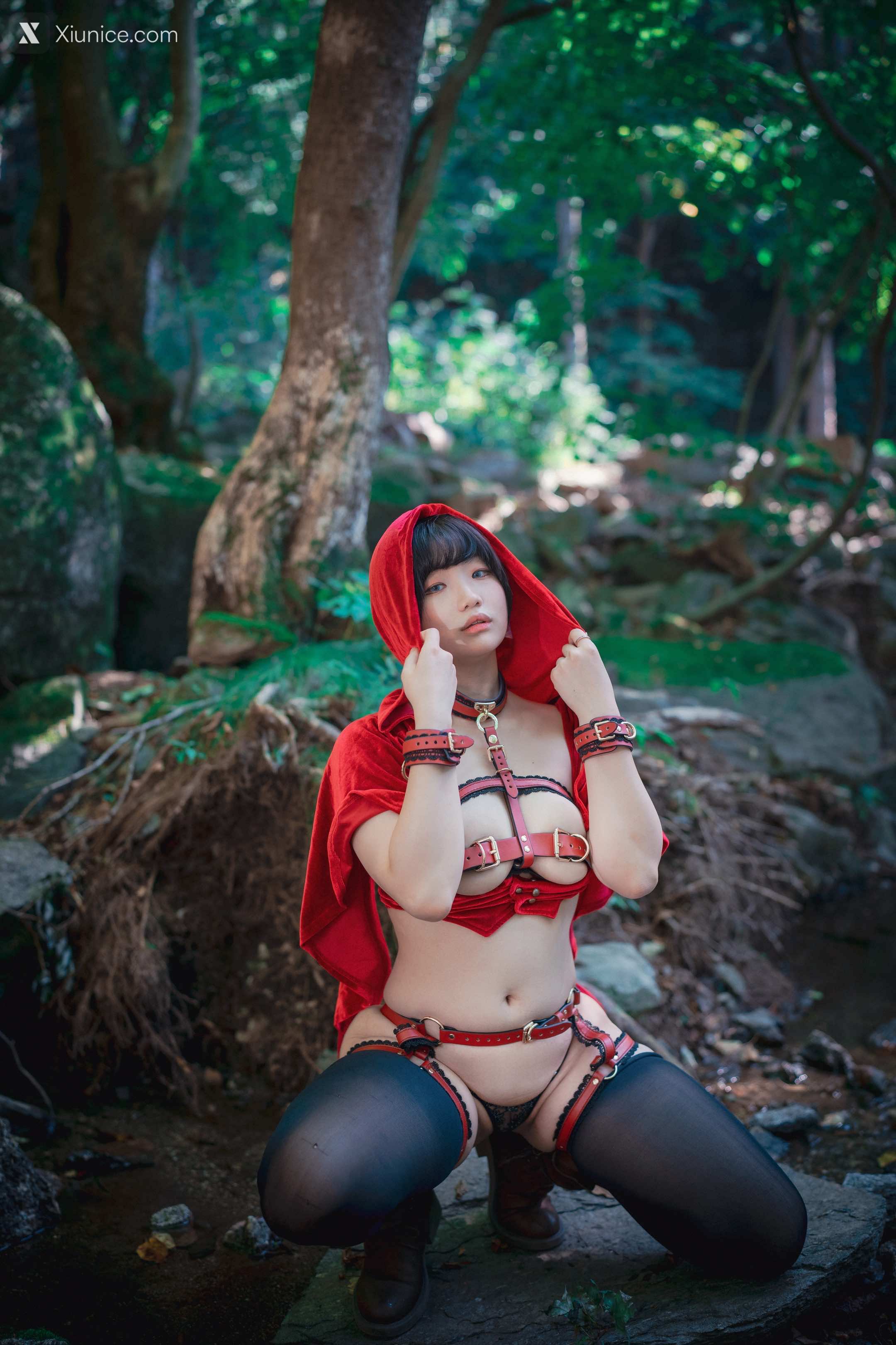 DJAWA Photo – Mimmi (밈미) – Naughty Red Hiring Hood 4K