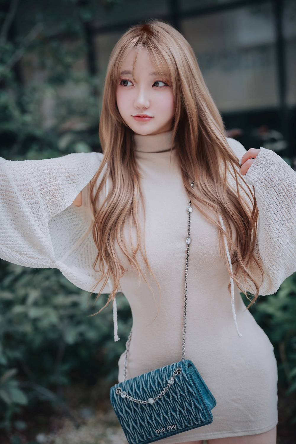 Son Yeeun 손예은, DJAWA 「Happy Solo Birthday」 Set.01