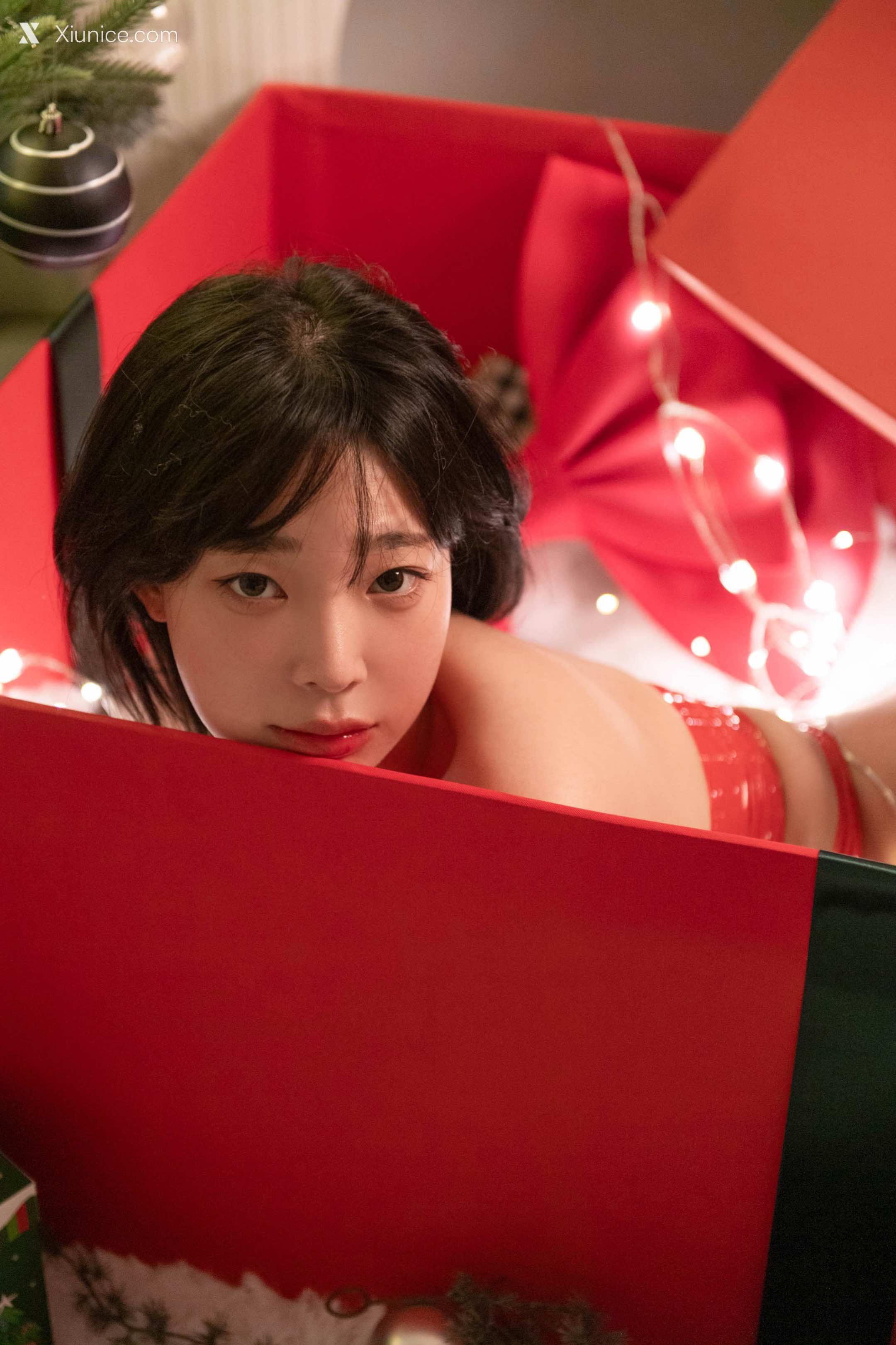 Kang In-kyung (강인경) – IKOF-4 2023 Christmas Digital Photobook + PPV Bunny