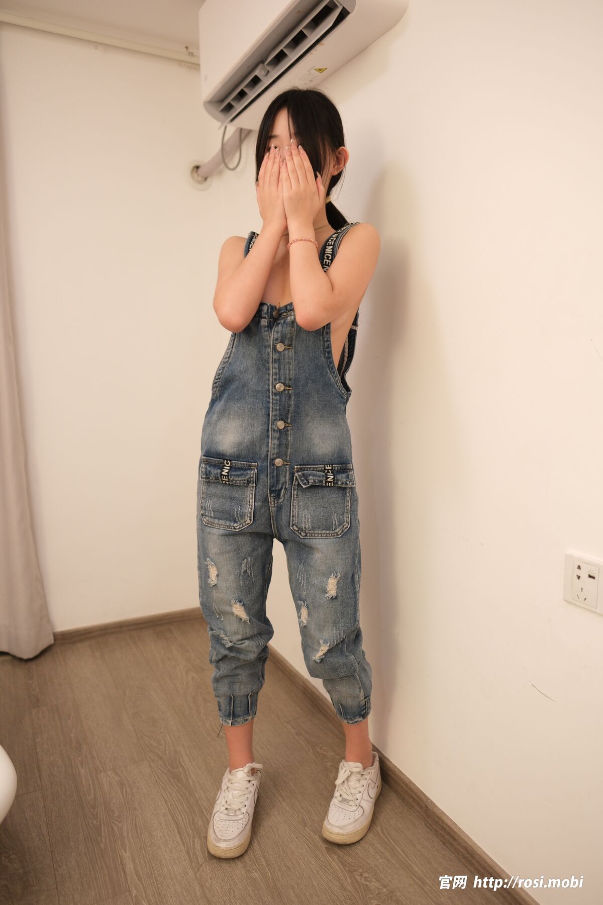 ROSI写真 2025.05.30 No.4925