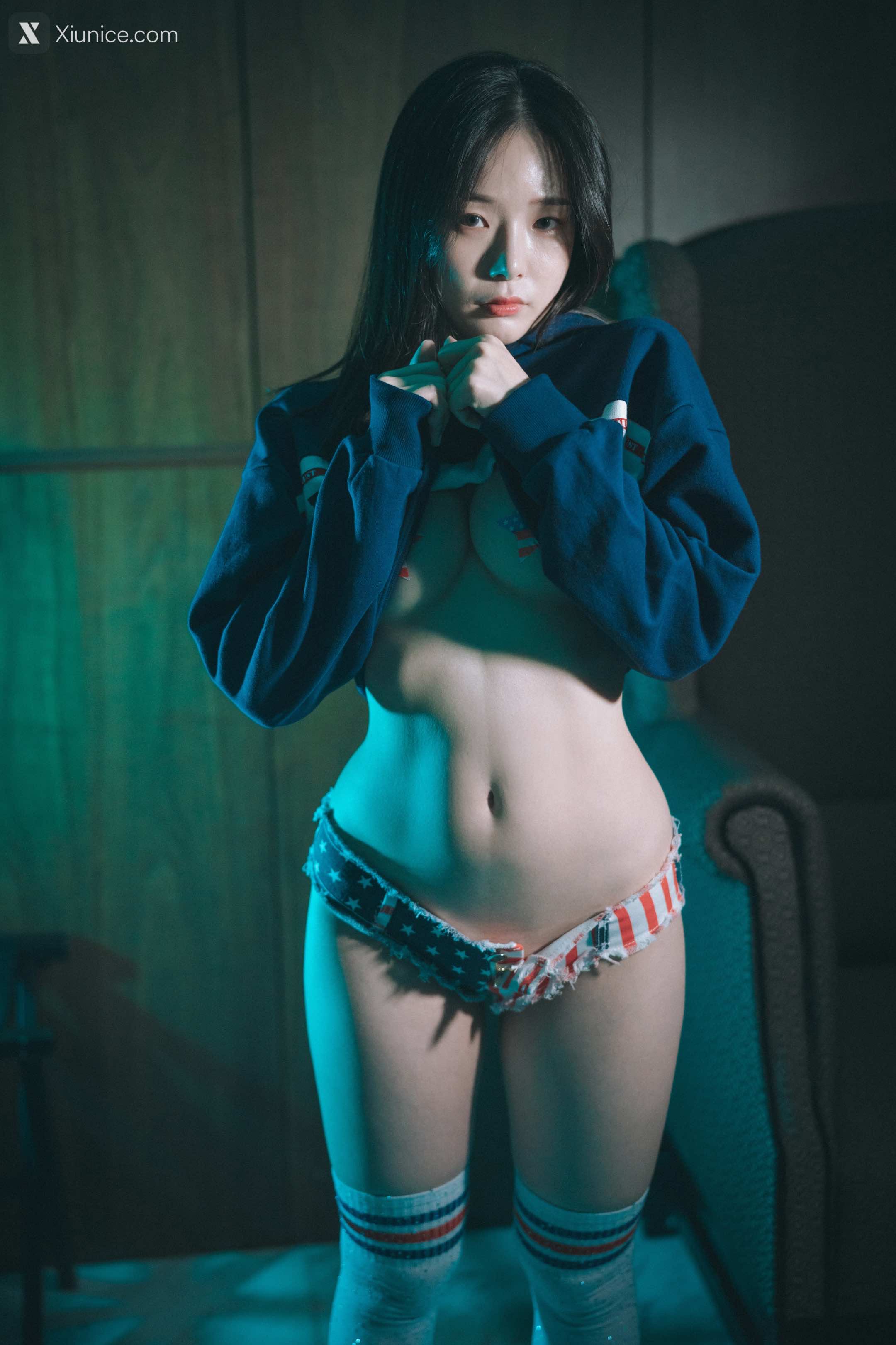 DJAWA Photo – Pia (피아) – The Stars and Stripes 4K