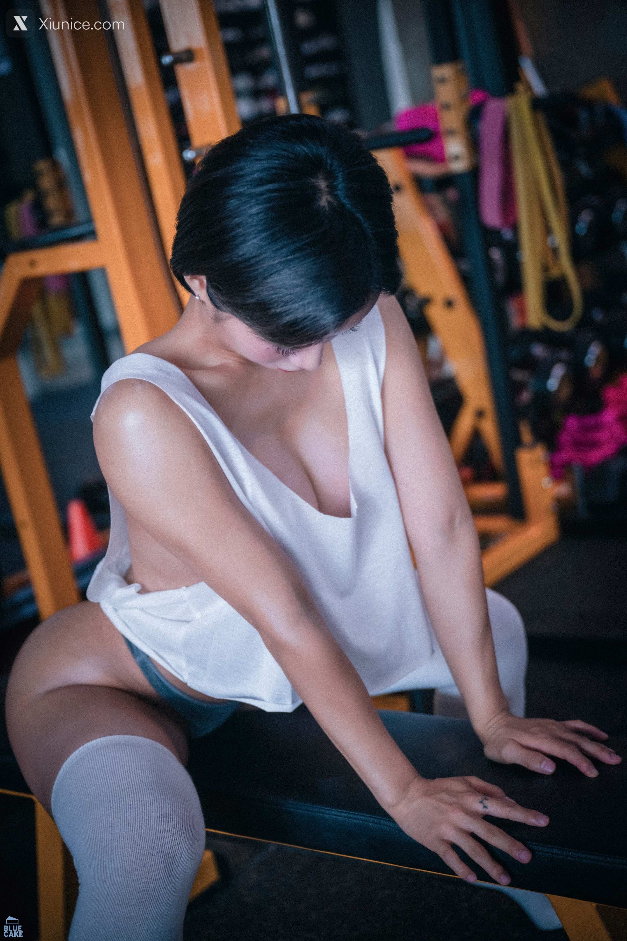 BLUECAKE Booty Queen – Punch Girl 4K