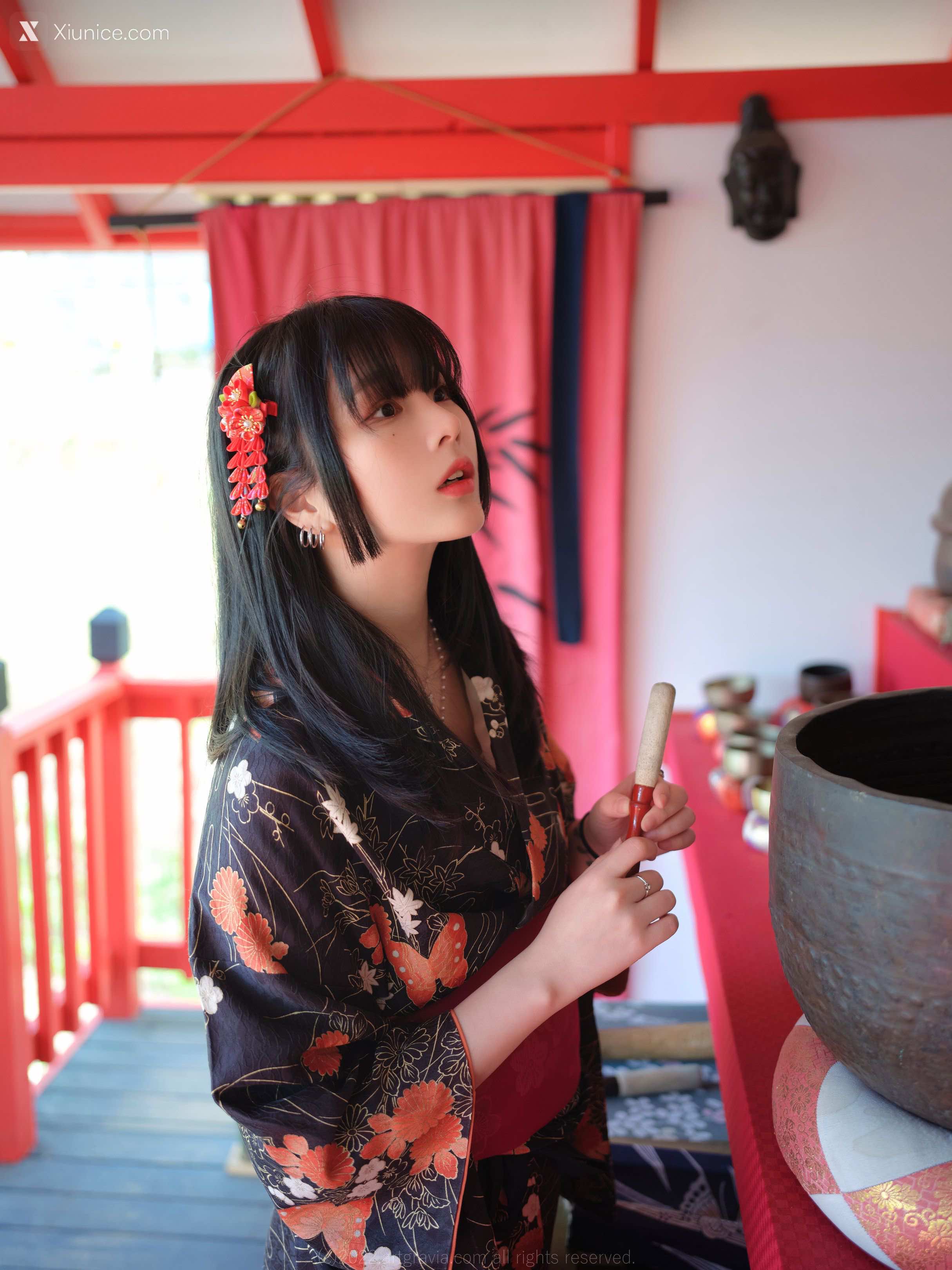 Artgravia Vol.400 Jang Joo (장주) 4K