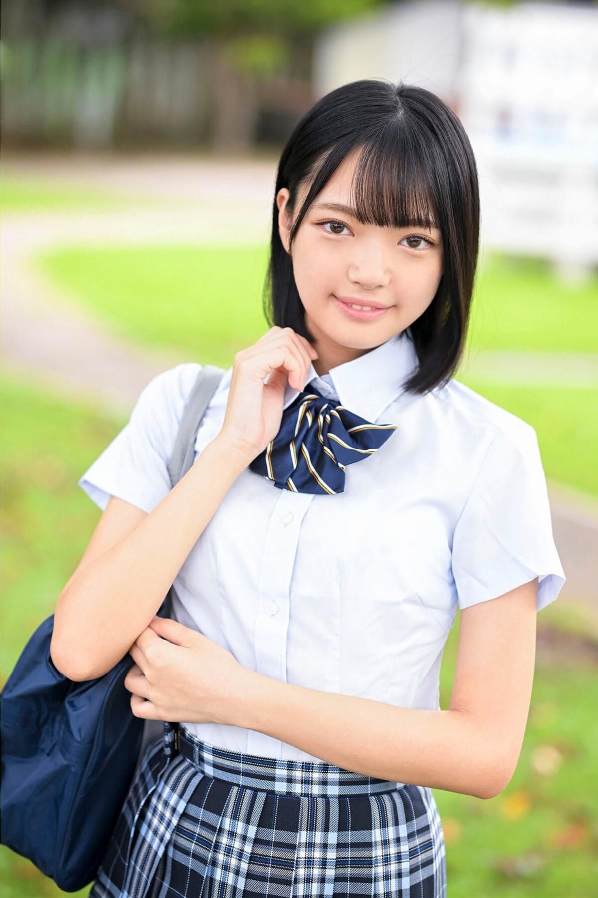 Amu Tsubura 粒楽あむ - Youth. アオハル Vol.3 Part01