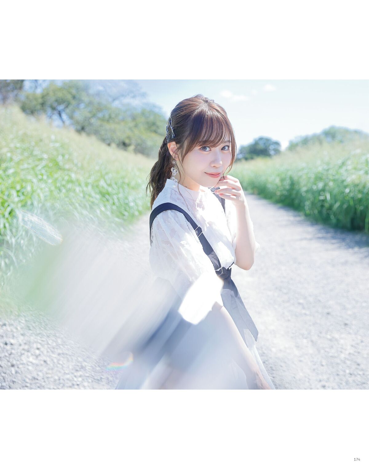 Sayuri Date 伊達さゆり - フォト And インタビューブック 置いてきた傘と地 Part03