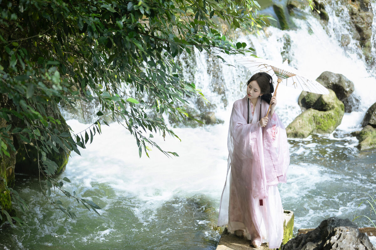 YiTuYu艺图语 Vol.10214 Jie Jie