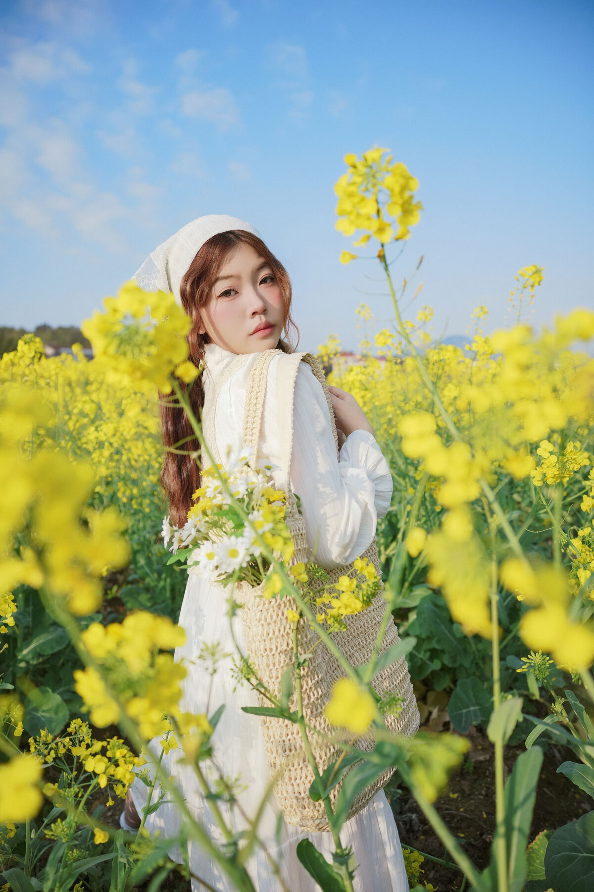 YiTuYu艺图语 Vol.10084 Jing Jing Yi