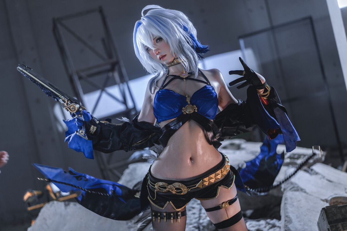 Coser@阿薰kaOri - 鸣潮 嘉贝莉娜 Part01