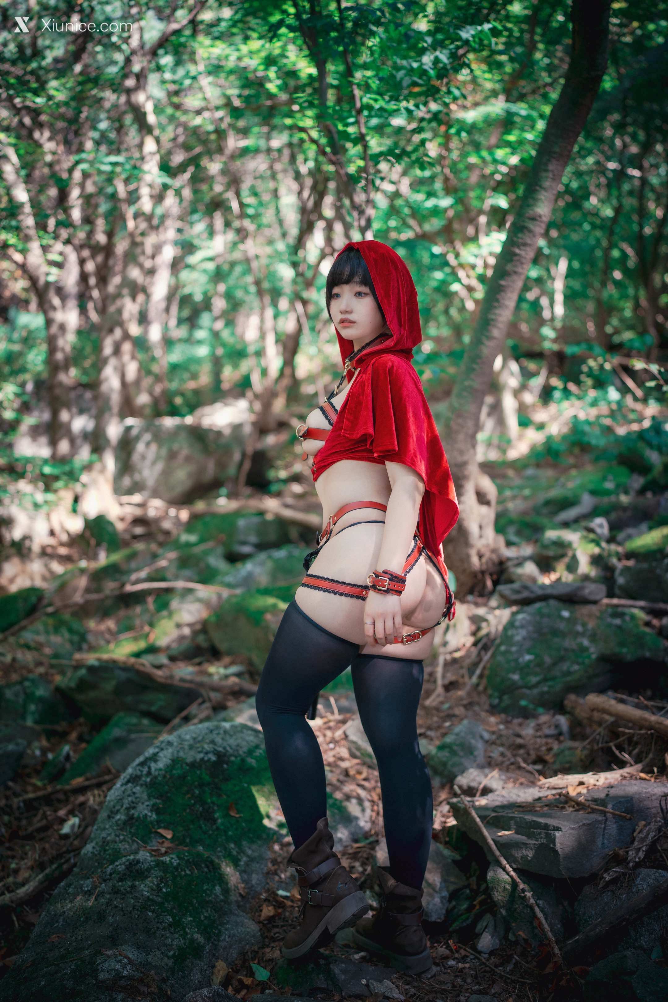 DJAWA Photo – Mimmi (밈미) – Naughty Red Hiring Hood 4K
