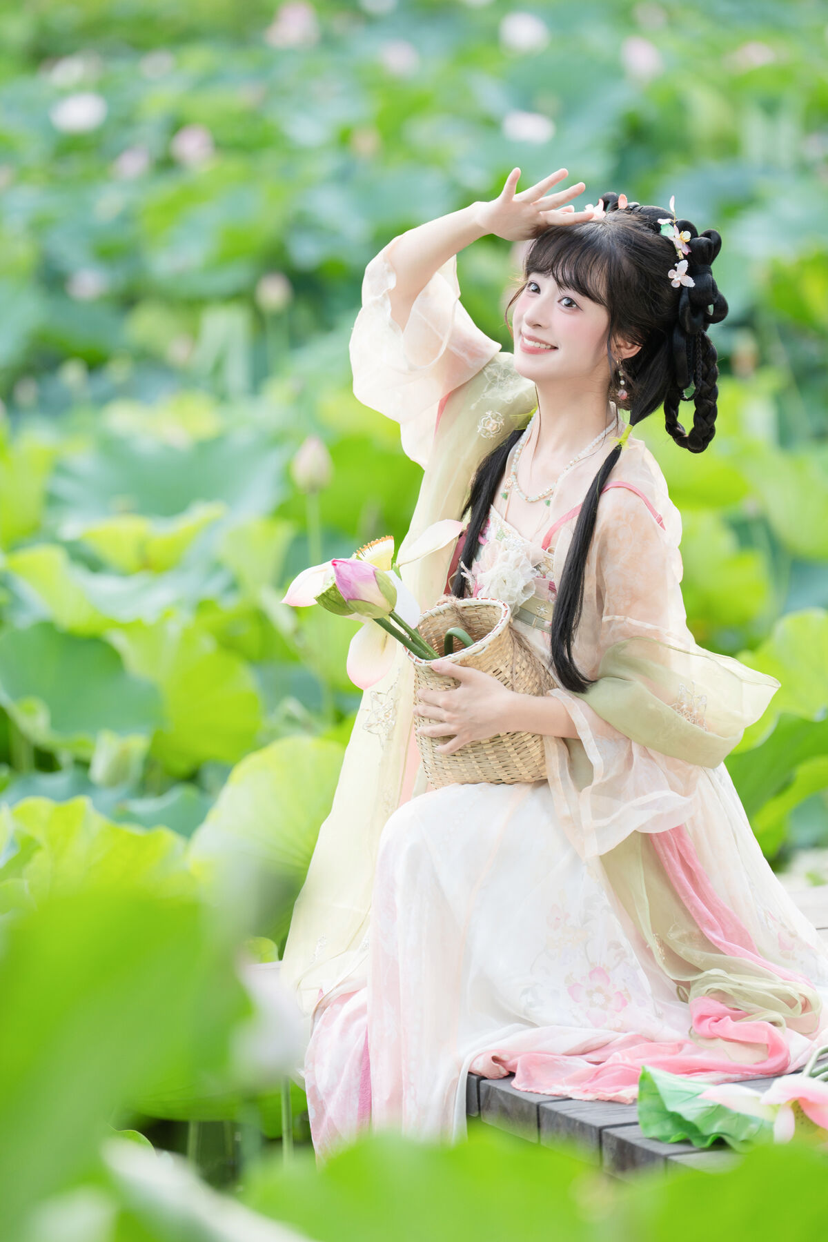 YiTuYu艺图语 Vol.10144 Xia Yu Xiao Nian