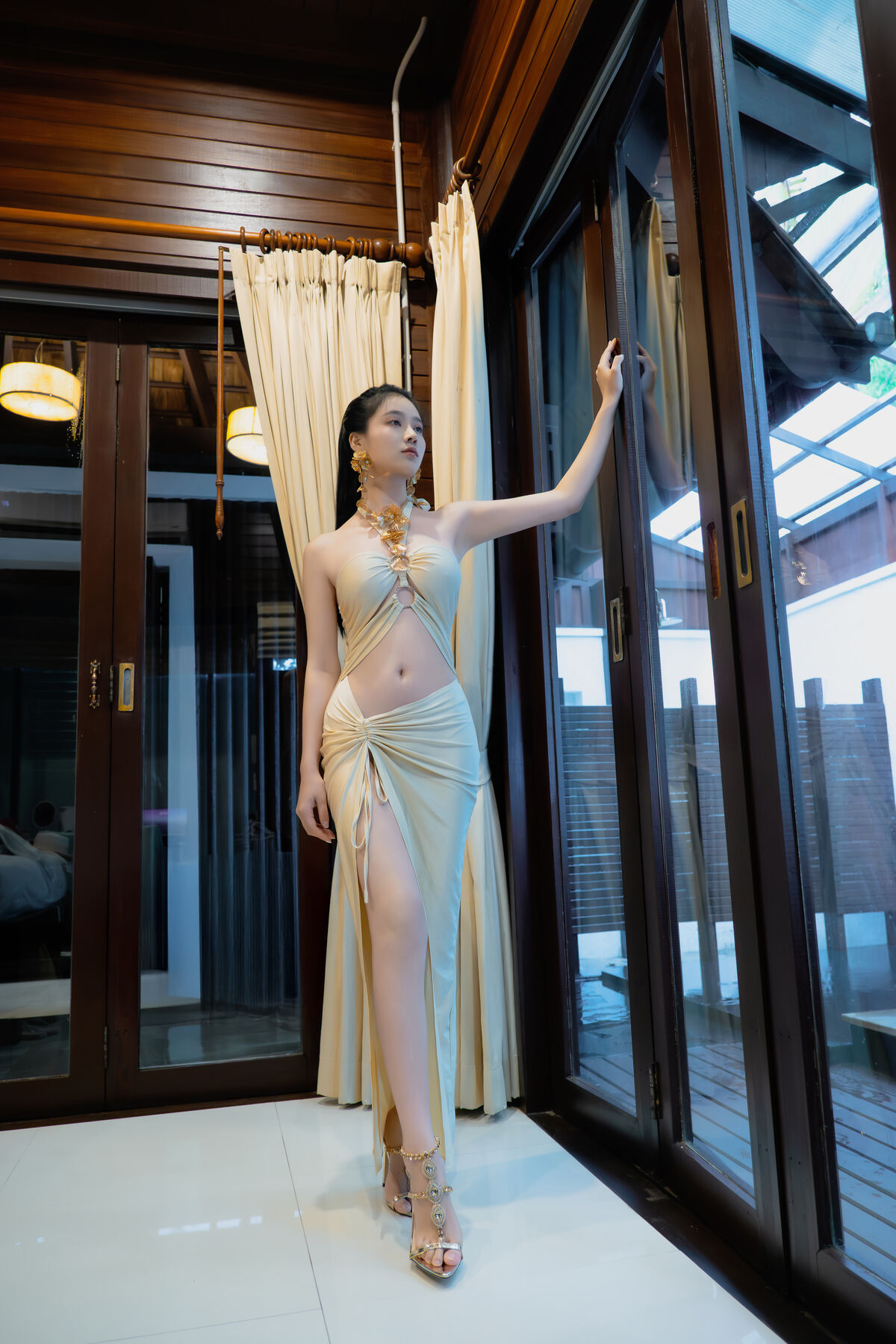 Coser@年年Nnian - 海边维纳斯