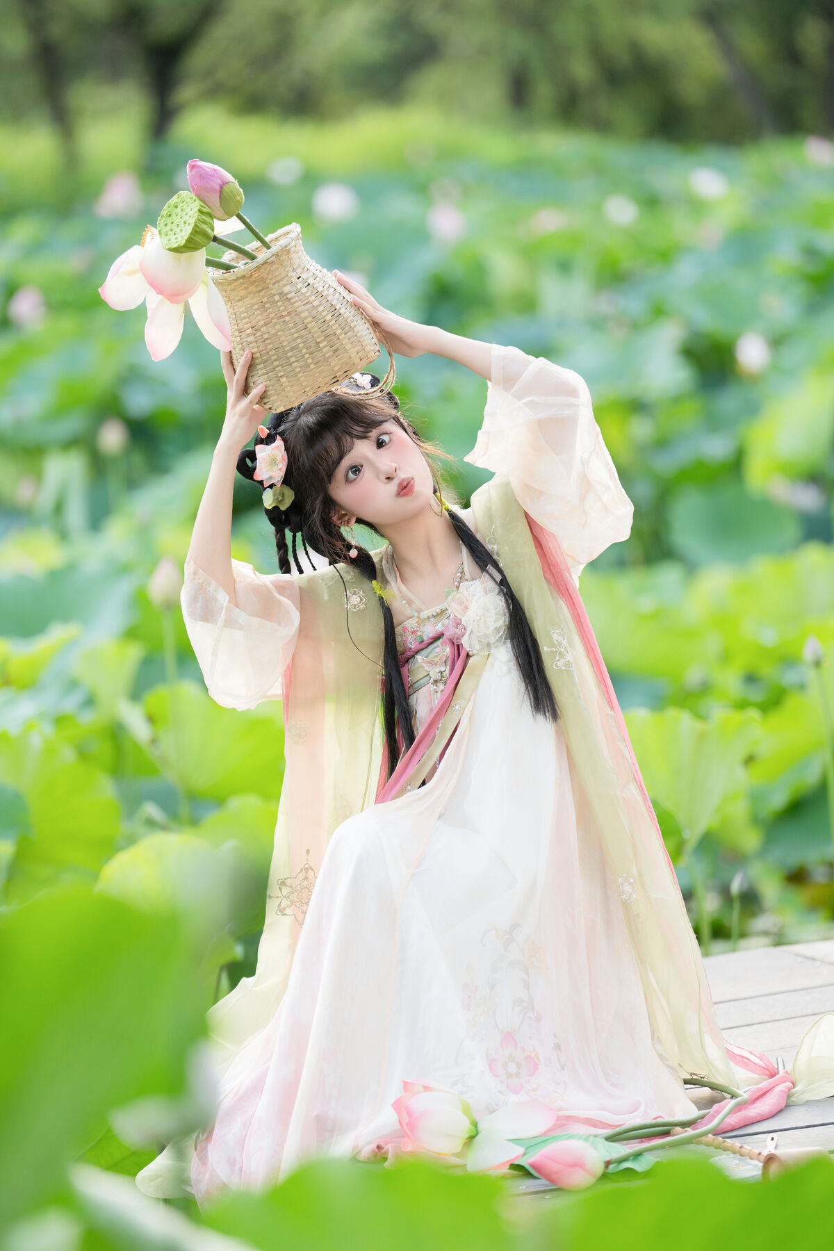 YiTuYu艺图语 Vol.10144 Xia Yu Xiao Nian