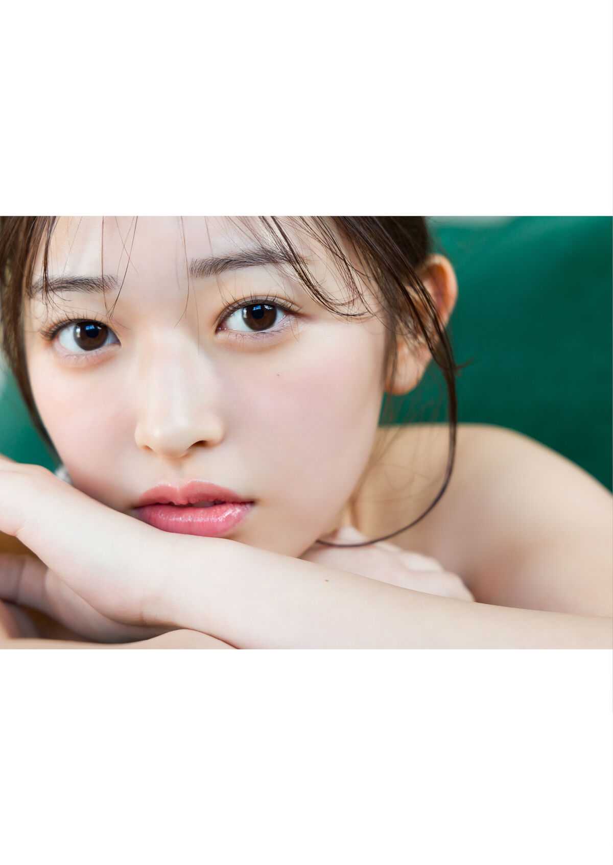 Kuroe Koharu 黒江こはる - 写真集 ハタチ 甘くてちょっぴり悪い子ちゃんな私