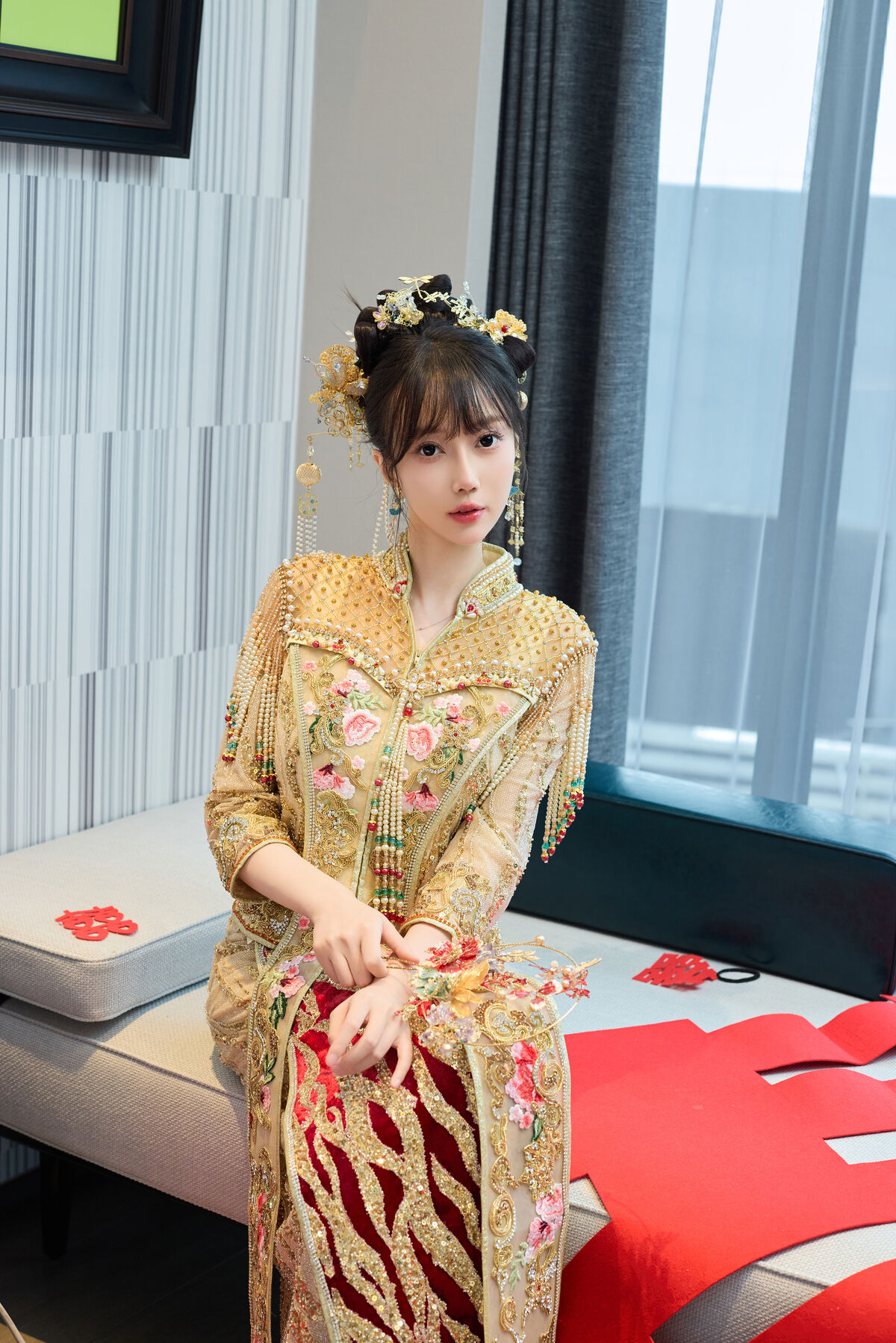 内购无水印 Yue Er Yue Er 玥儿玥er - 秀人网模特 性感秀禾服