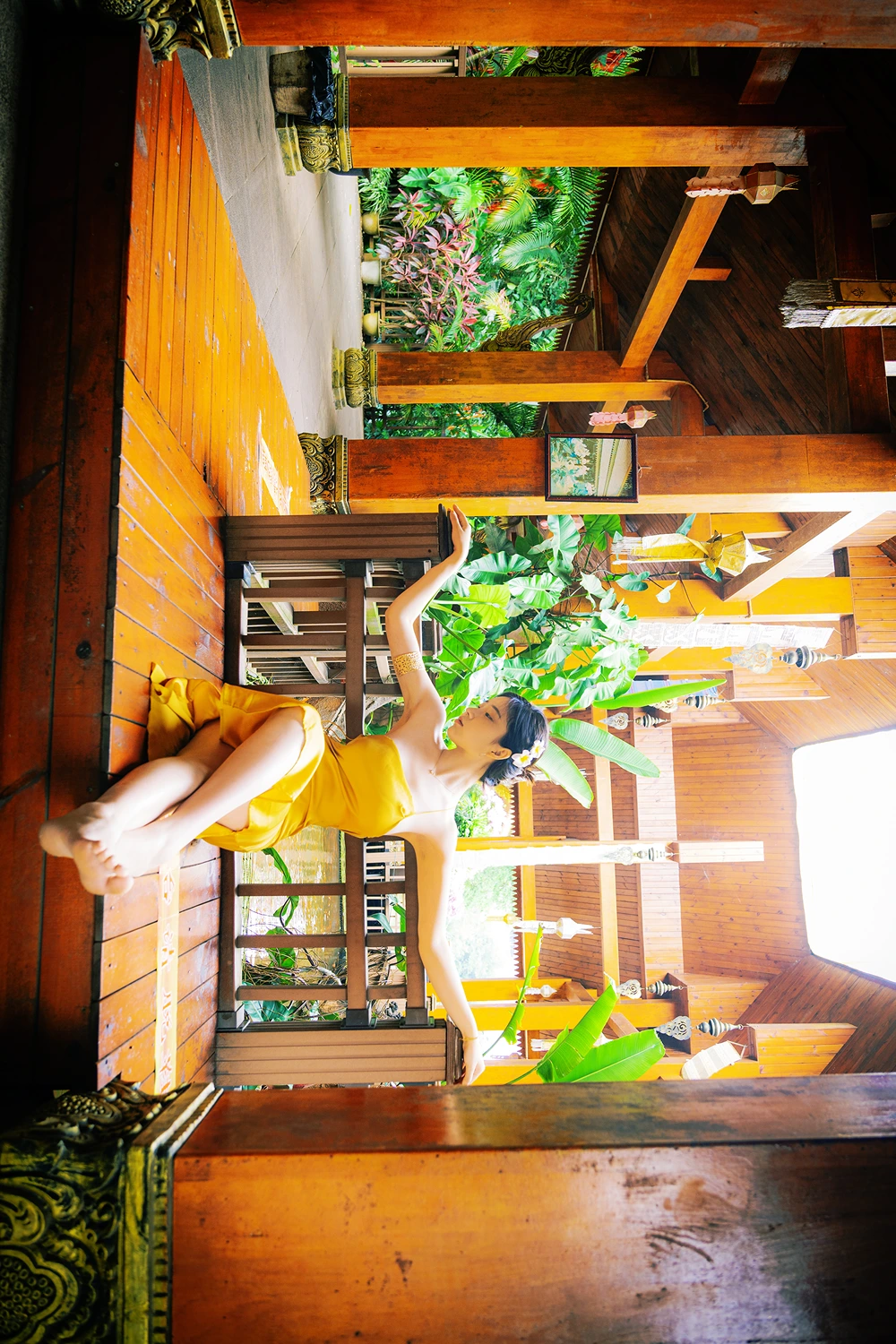 Cosplay 年年Nnian – 蒹葭