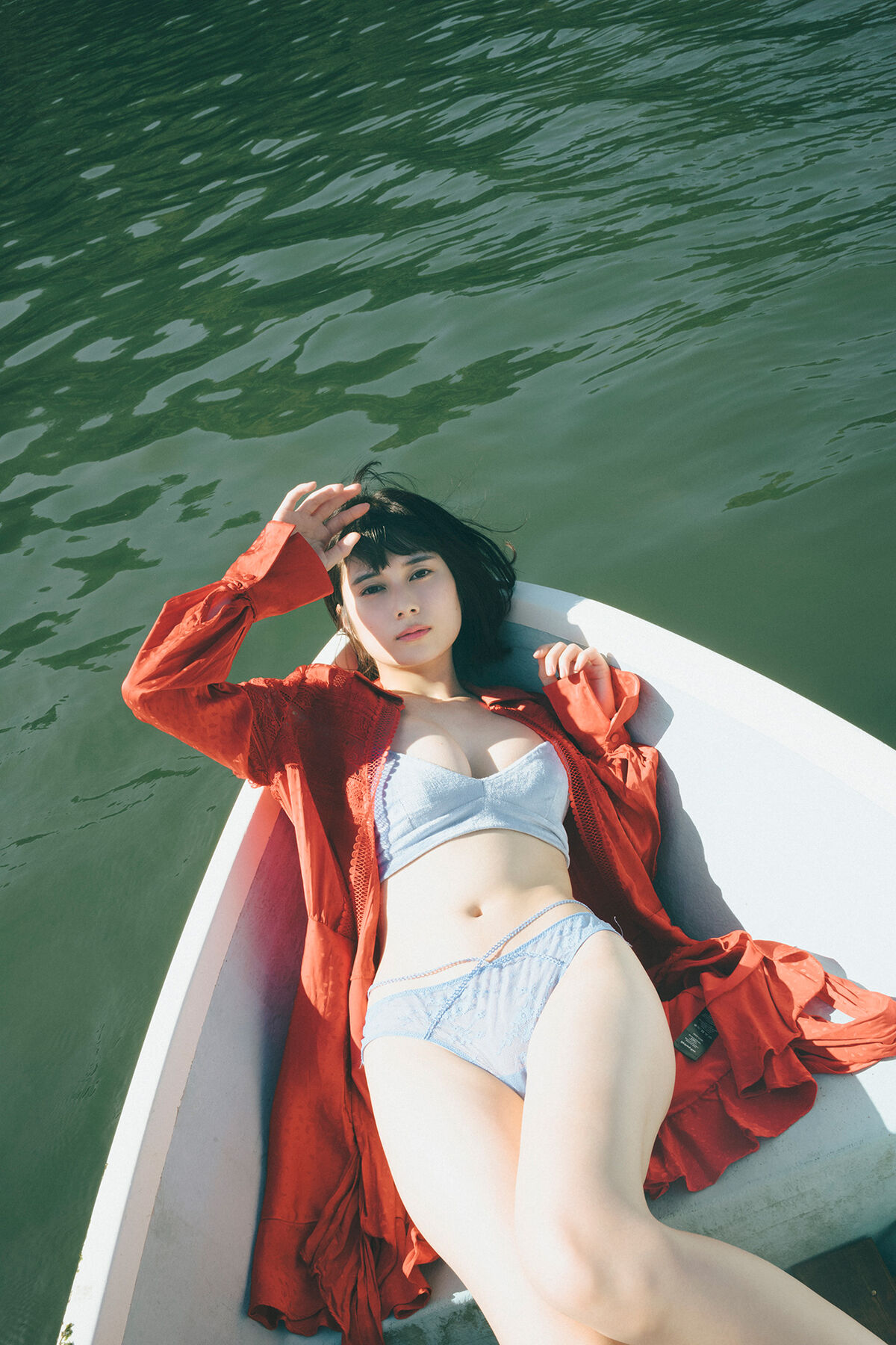 Sakurako Okubo 大久保桜子 - FLASHデジタル写真集 潮騒が聞こえる