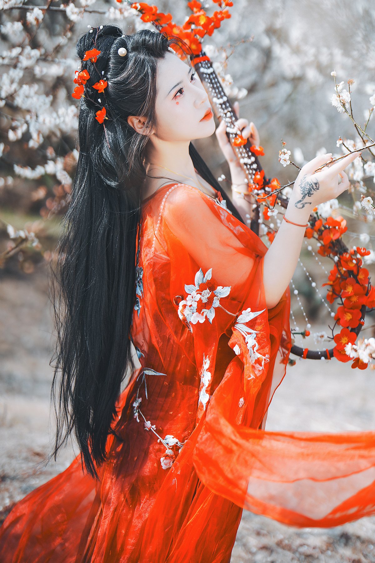 YiTuYu艺图语 Vol.10210 Qian Yue Mei You Yue