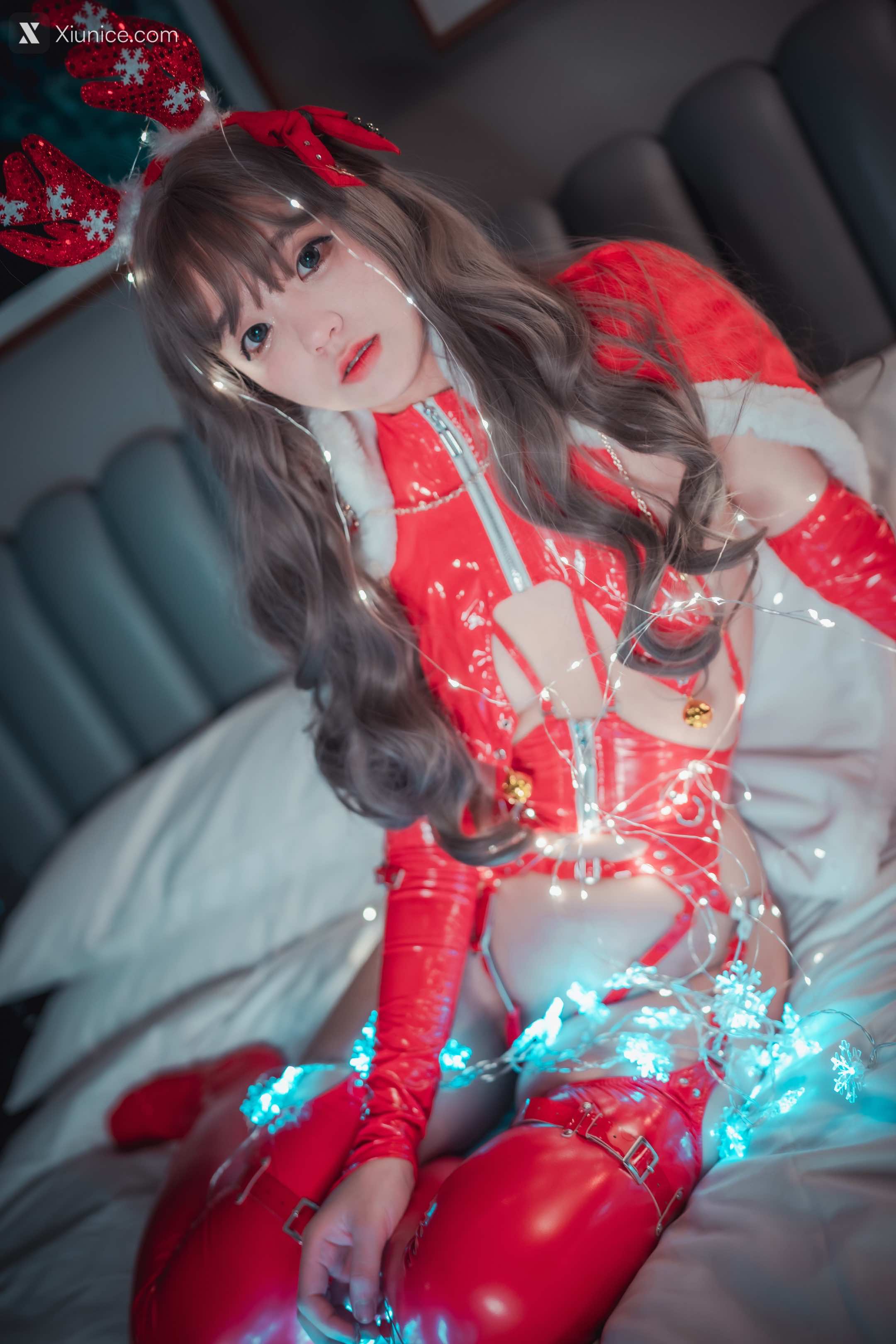 DJAWA Photo – Jeong Jenny (정제니) – Christmas Special 2022 4K