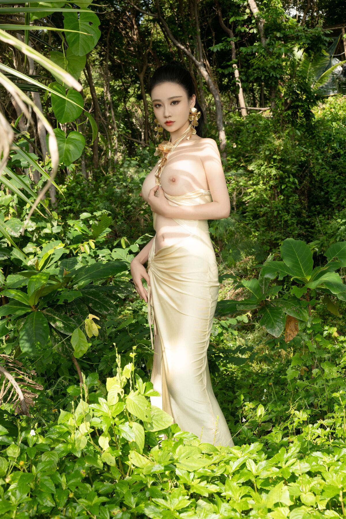 Coser@年年Nnian - 海边维纳斯