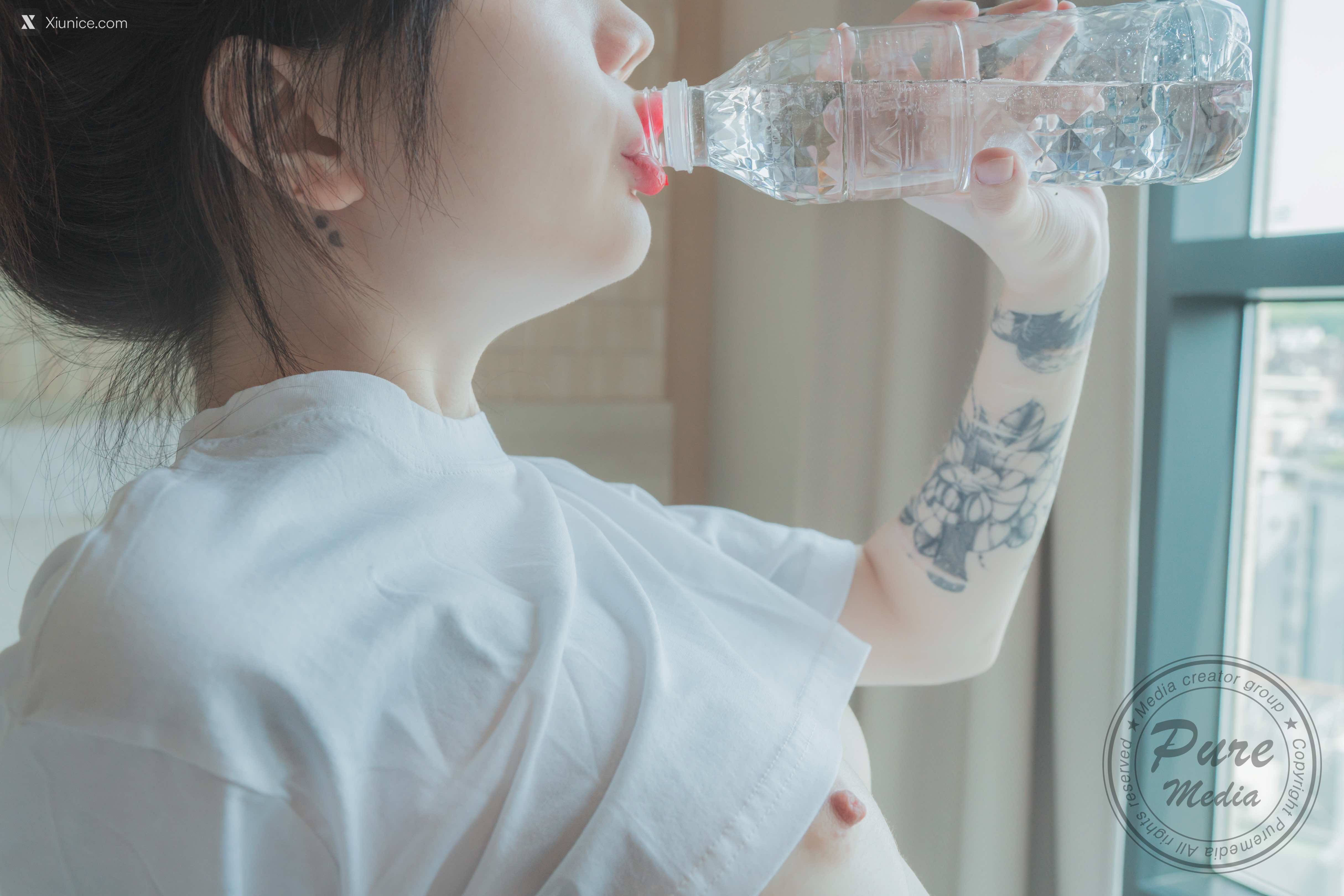 Pure Media Vol.190 Siro (시로) – Home Training 4K