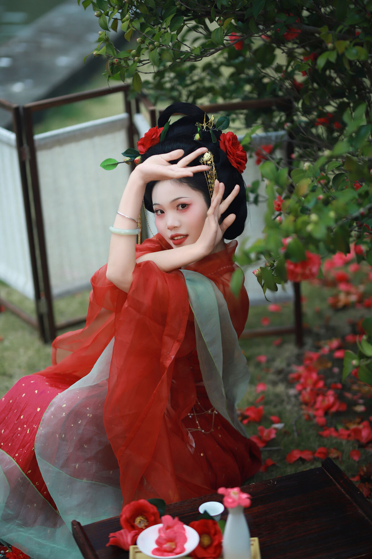 YiTuYu艺图语 Vol.10141 Jin Tian Yao Qu Hua Zhuang Ling