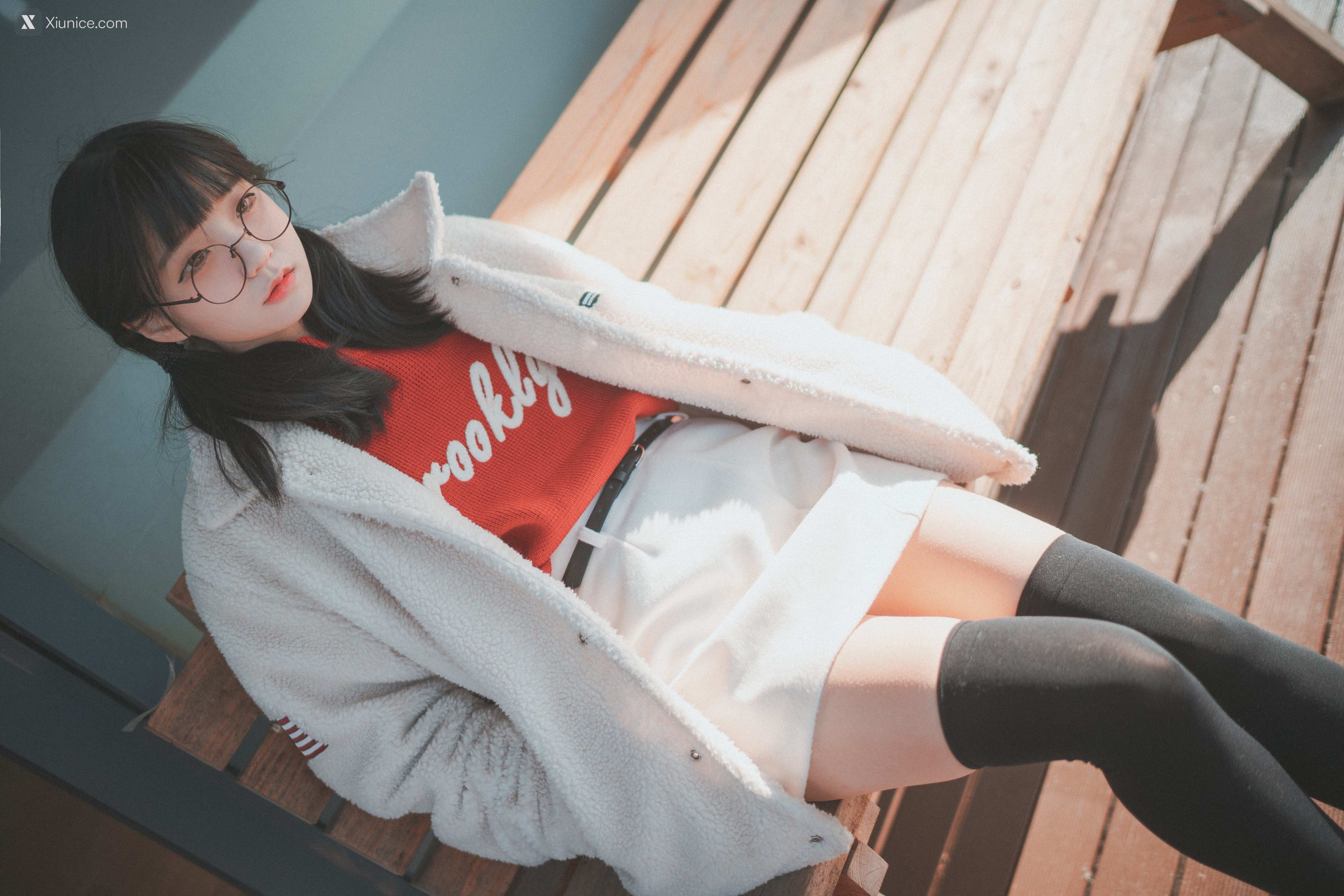 DJAWA Photo – Jeong Jenny (정제니) – Brooklyn Girl 4K