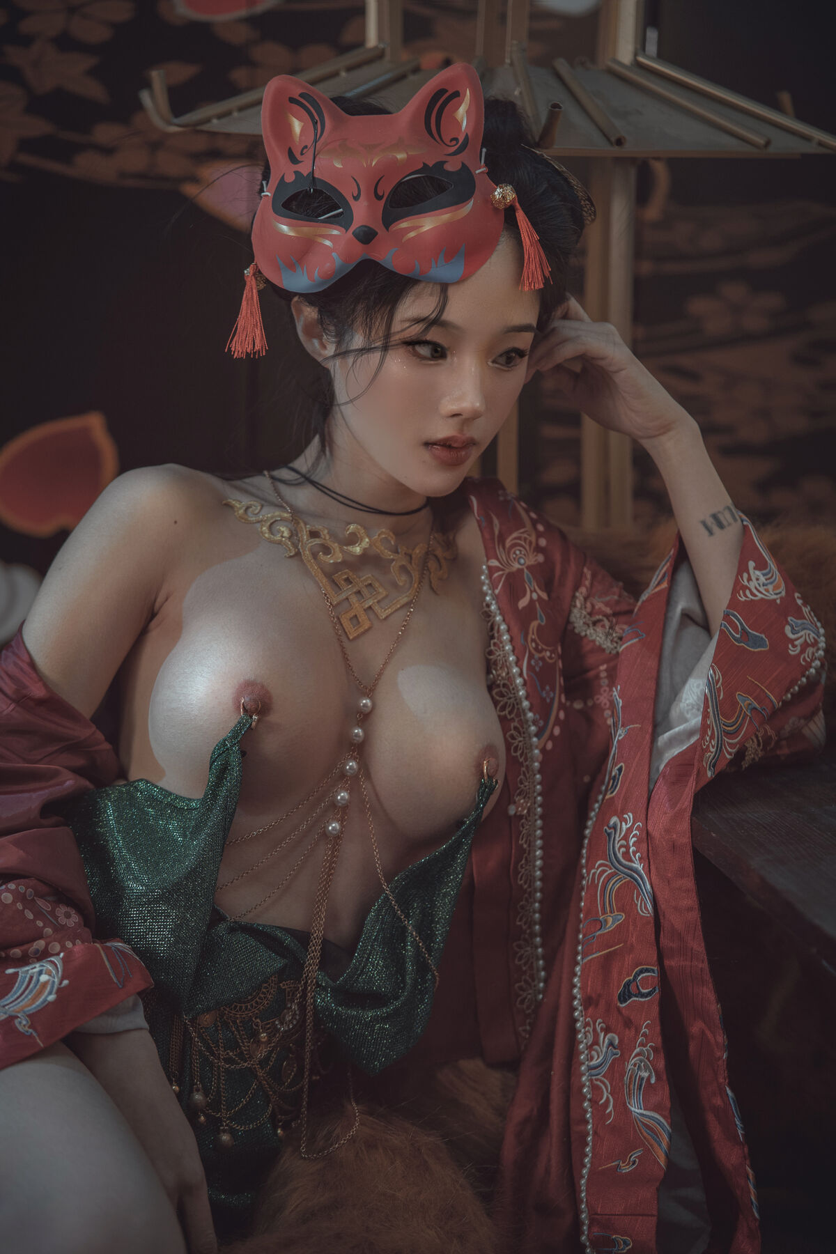 Coser@钛合金TiTi - —青丘赤狐