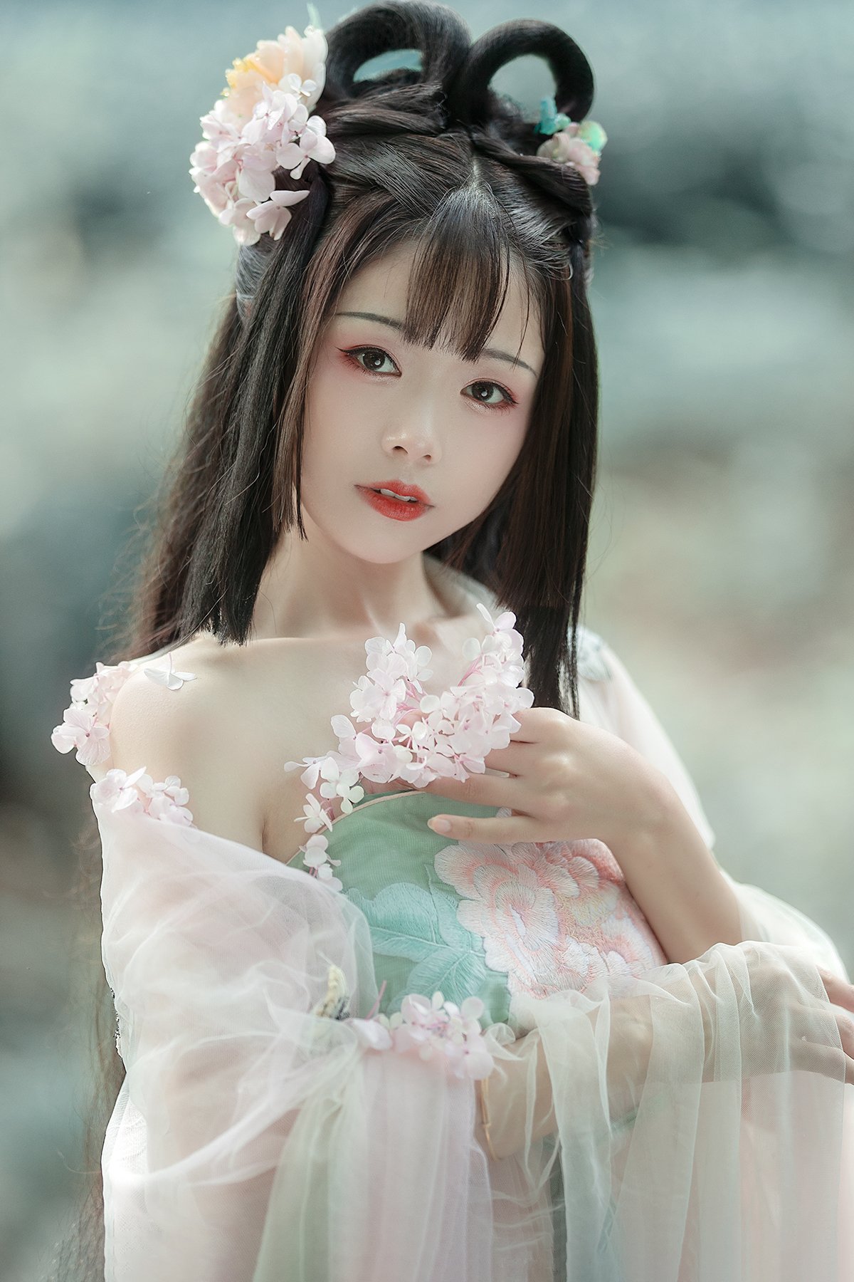 YiTuYu艺图语 Vol.10151 Yun Yun De Hei Yan Quan Er