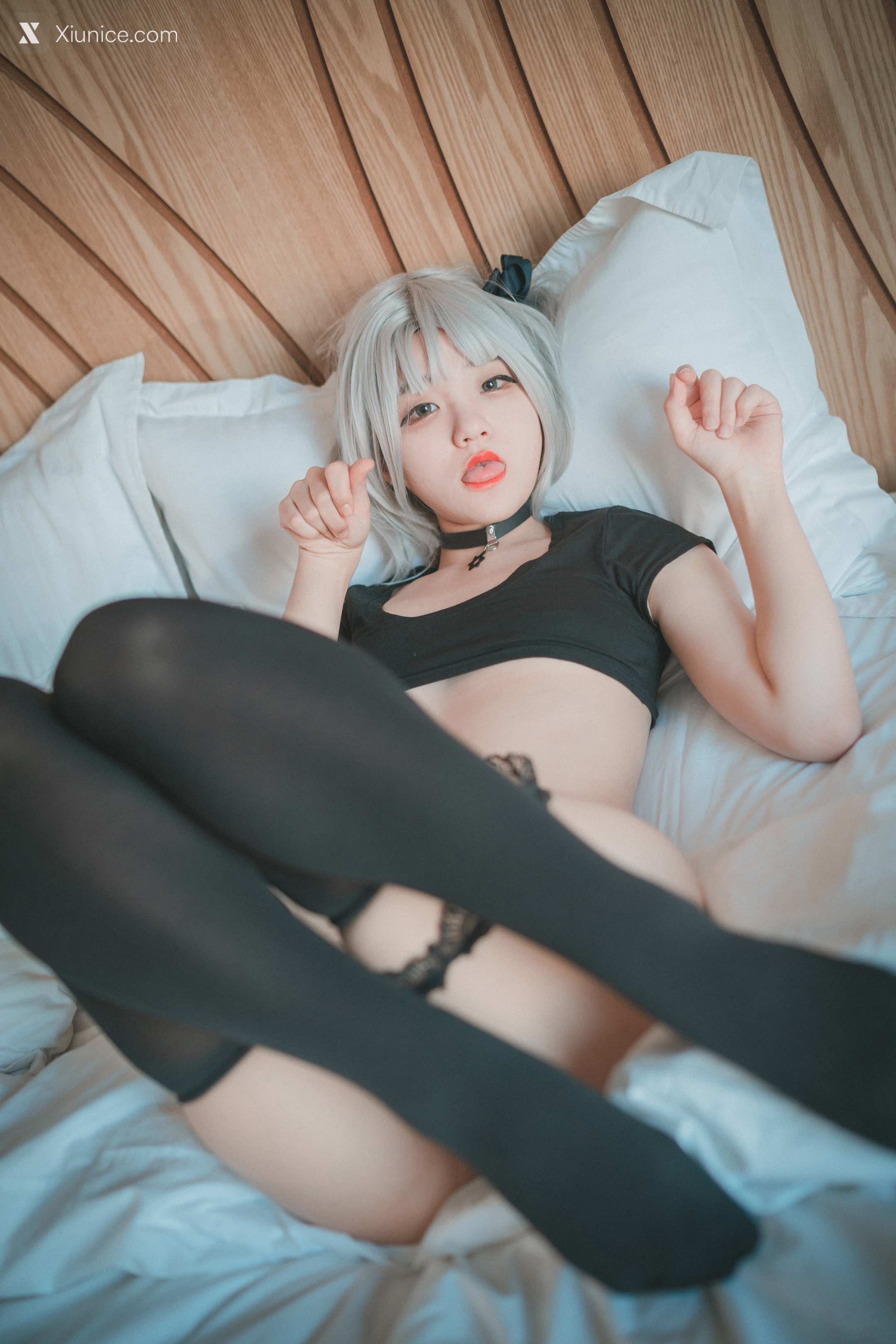 DJAWA Photo – Jeong Jenny (정제니) – Band-Aided Girl 4K