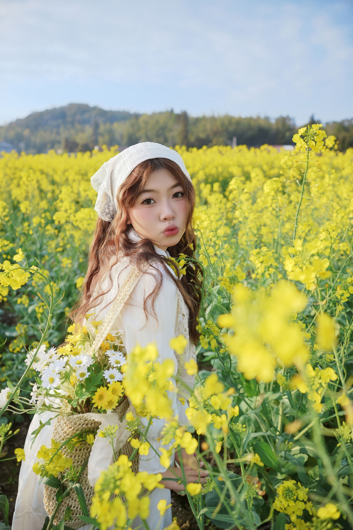 YiTuYu艺图语 Vol.10084 Jing Jing Yi