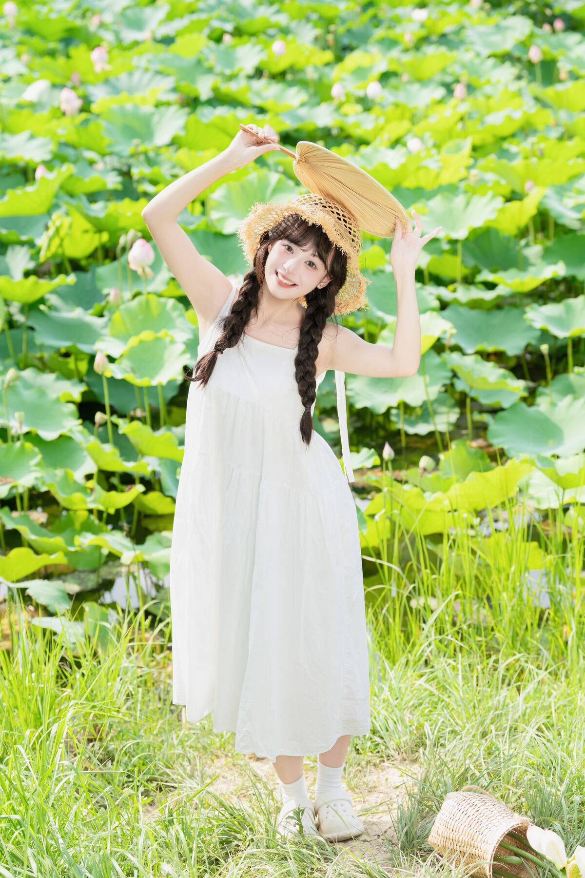 YiTuYu艺图语 Vol.10233 Xia Yu Xiao Nian