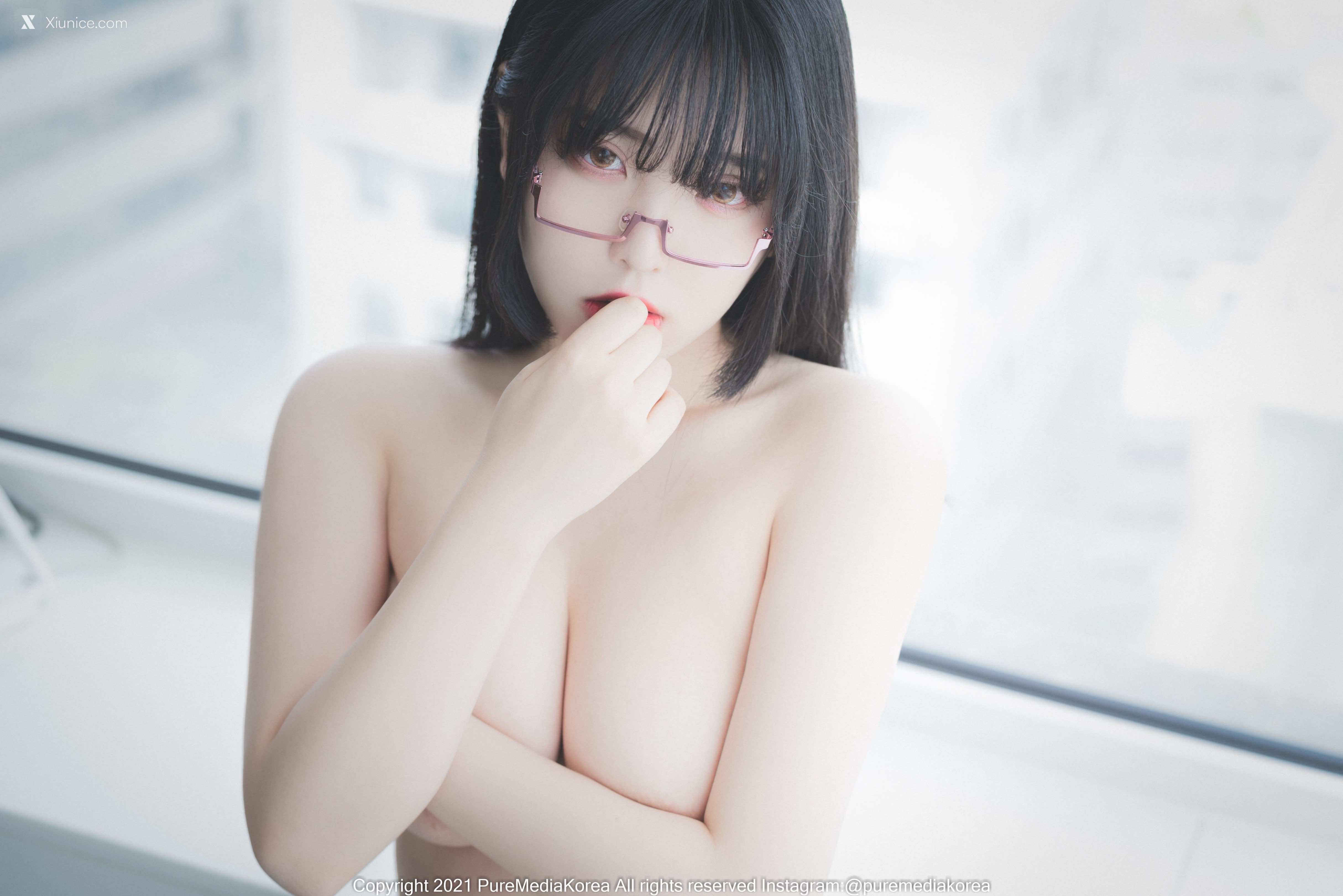Pure Media Vol.076 Song Hana (송하나) 4K