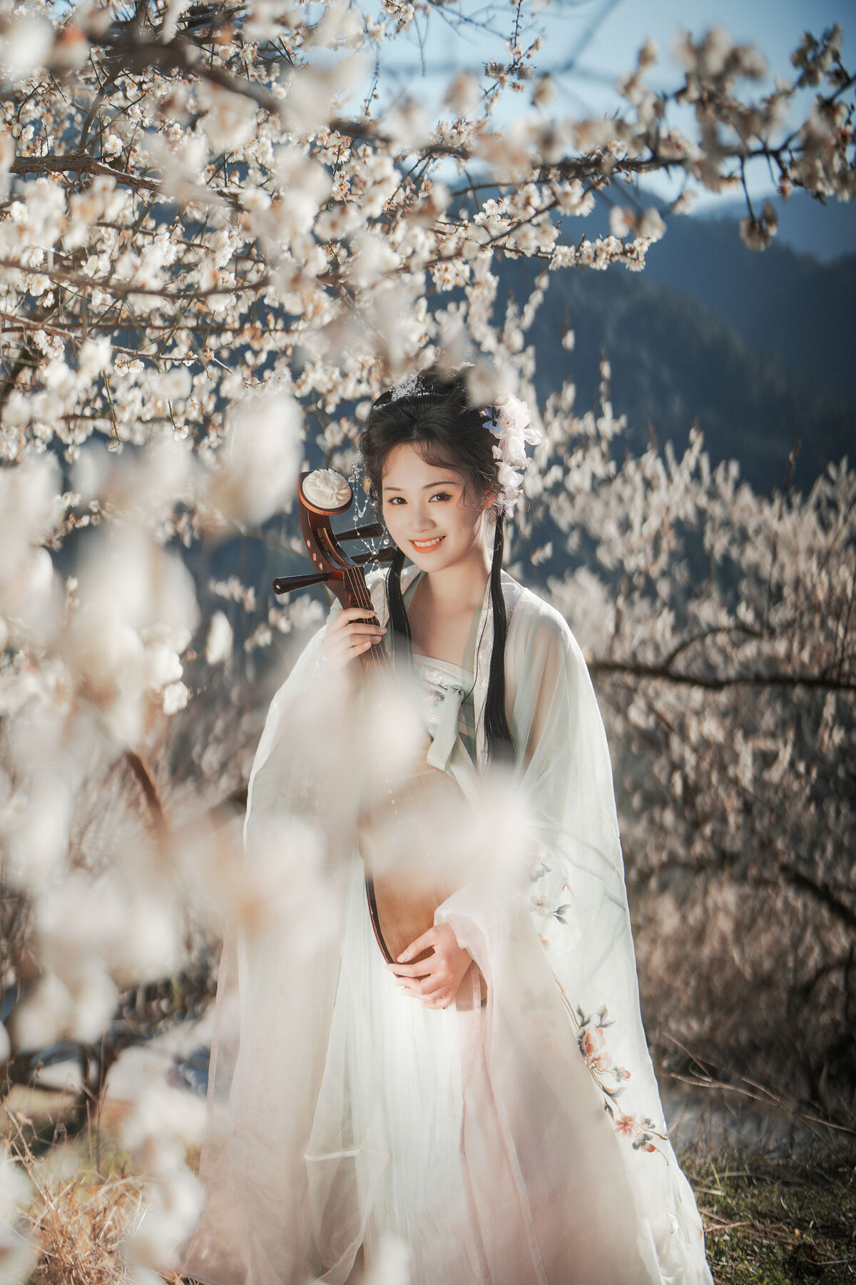 YiTuYu艺图语 Vol.10211 Yang Yang Yang Ya