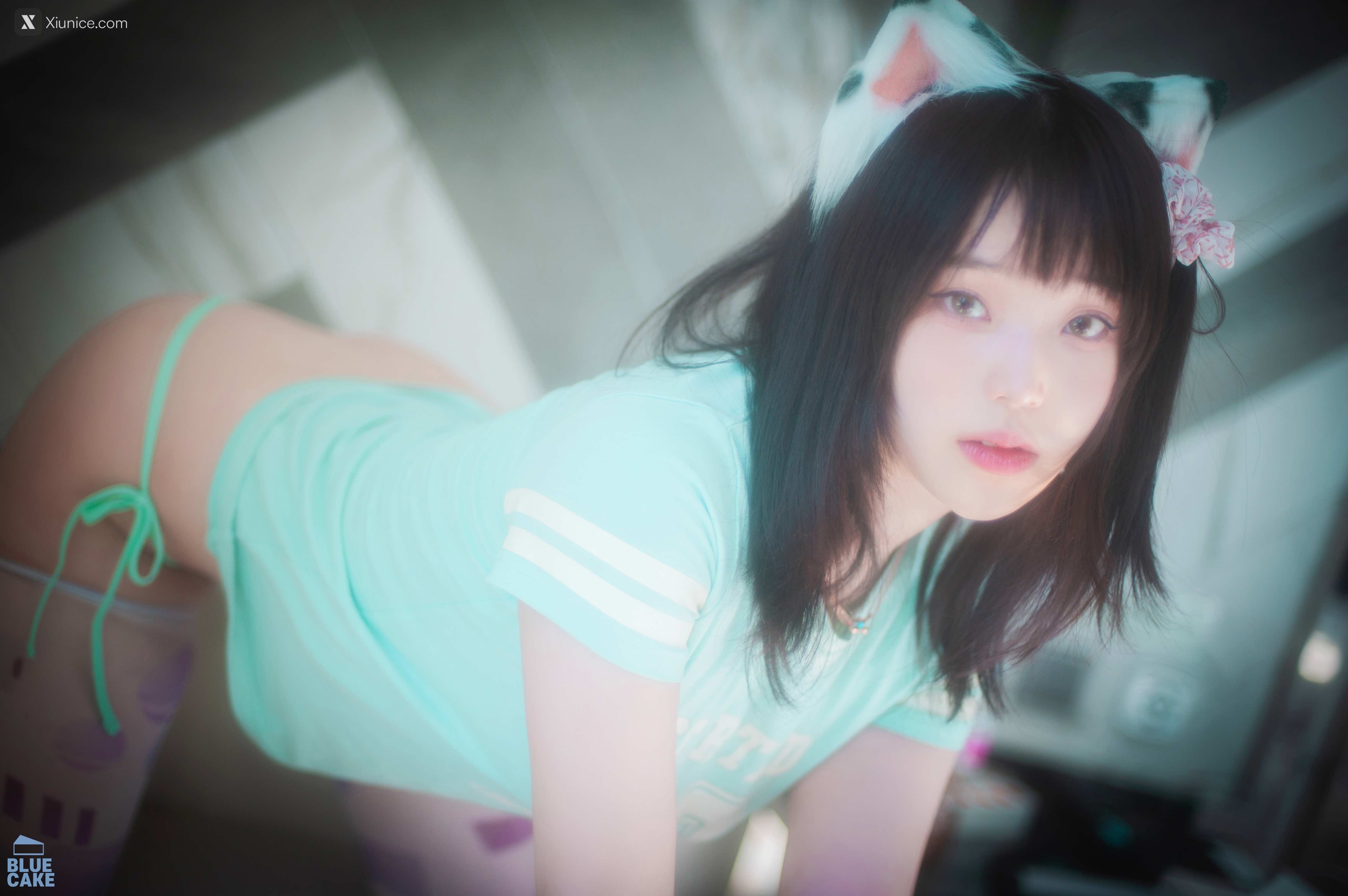 BLUECAKE Bambi (밤비) – Naughty Cats Pink & Mint RED 4K