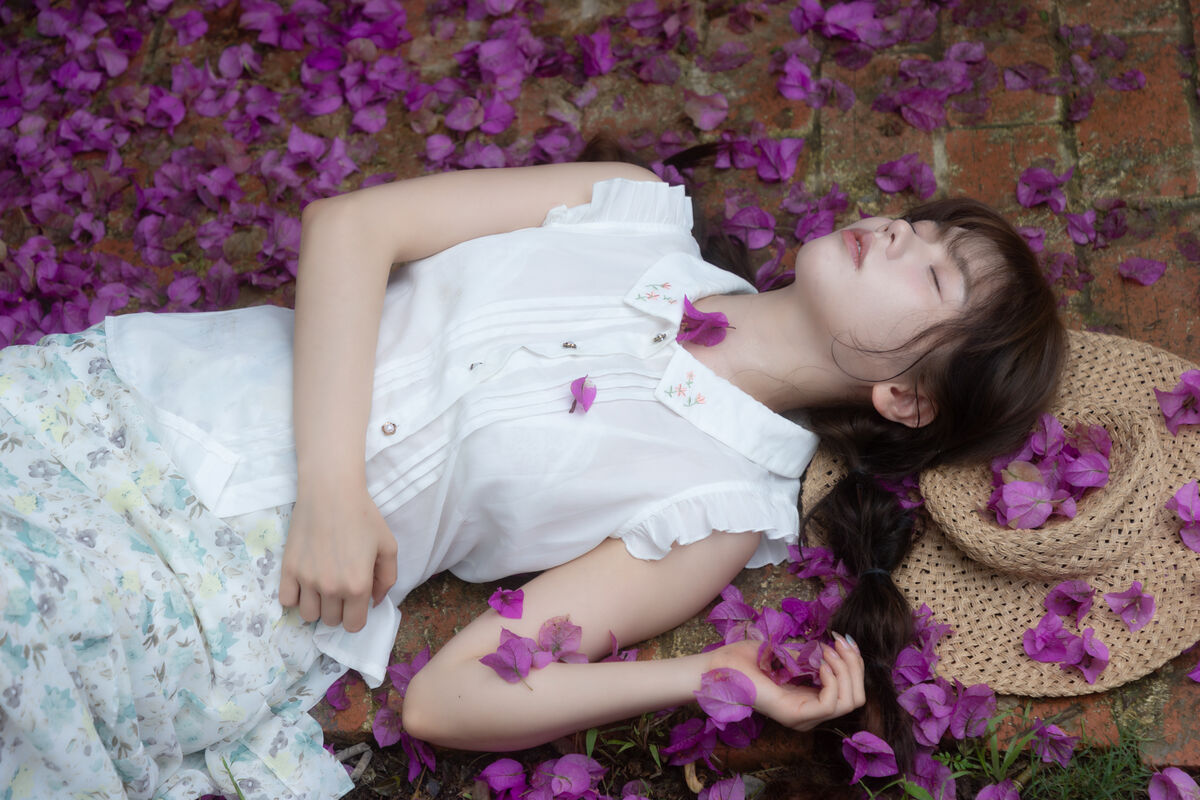 YiTuYu艺图语 Vol.10074 Lin Mu Ting Zi