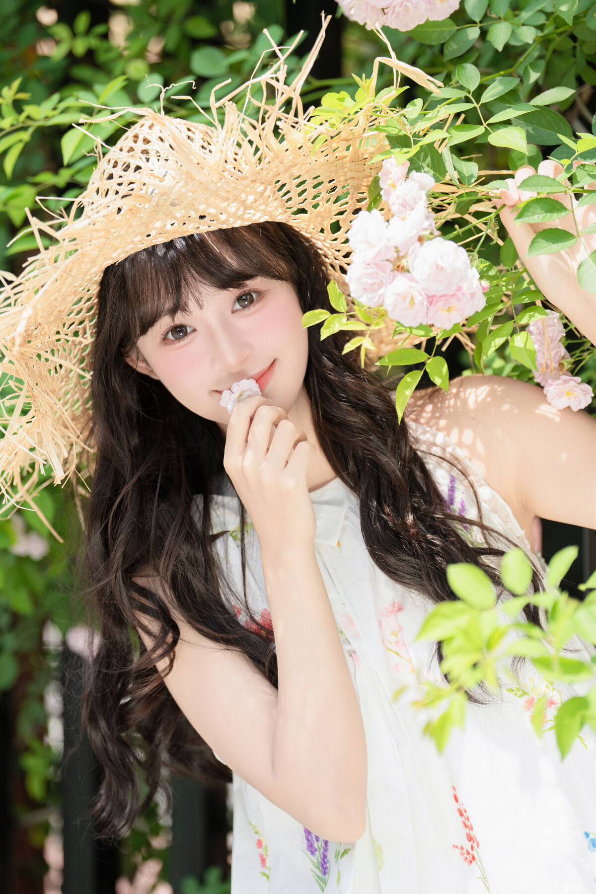 YiTuYu艺图语 Vol.10121 Xia Yu Xiao Nian