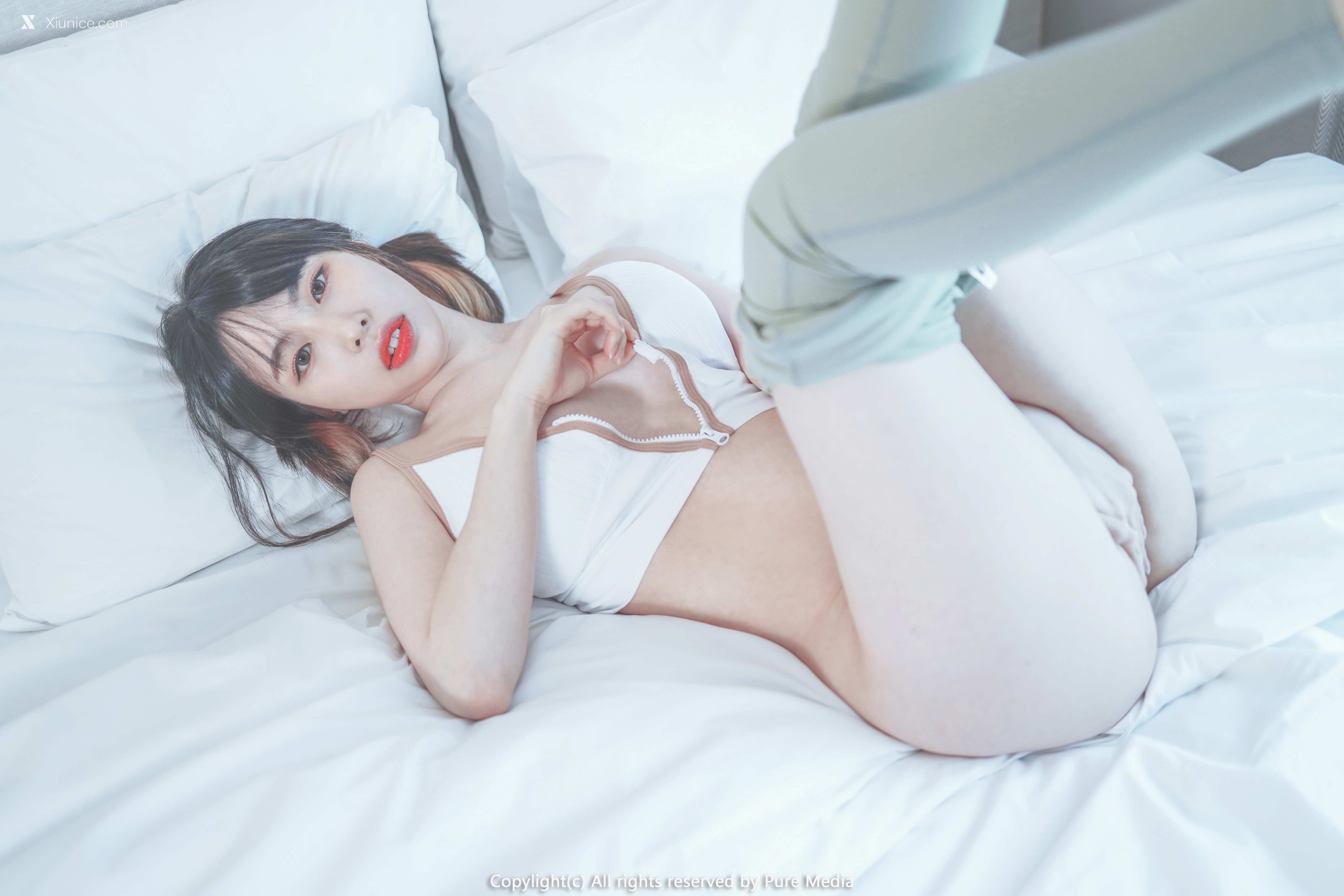 Pure Media Vol.103 Uhye (이유혜) 4K