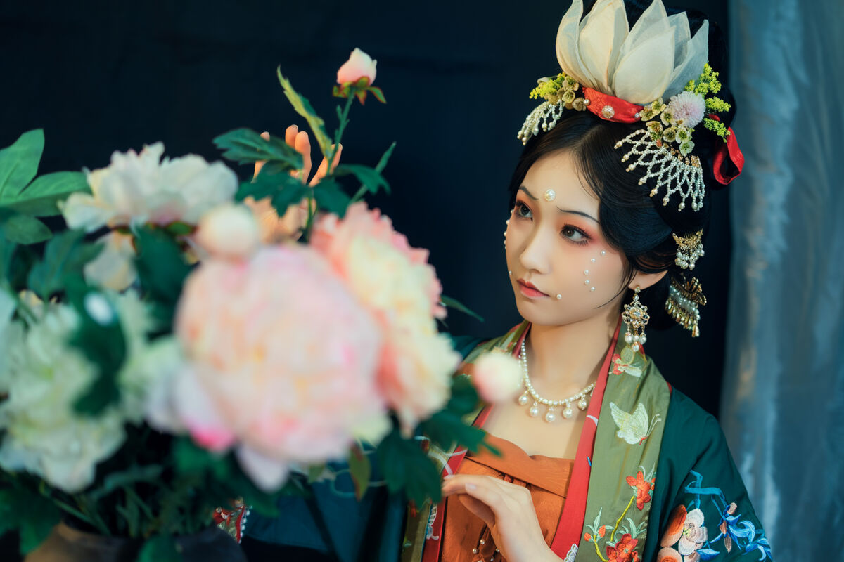 YiTuYu艺图语 Vol.10011 Fan Qie