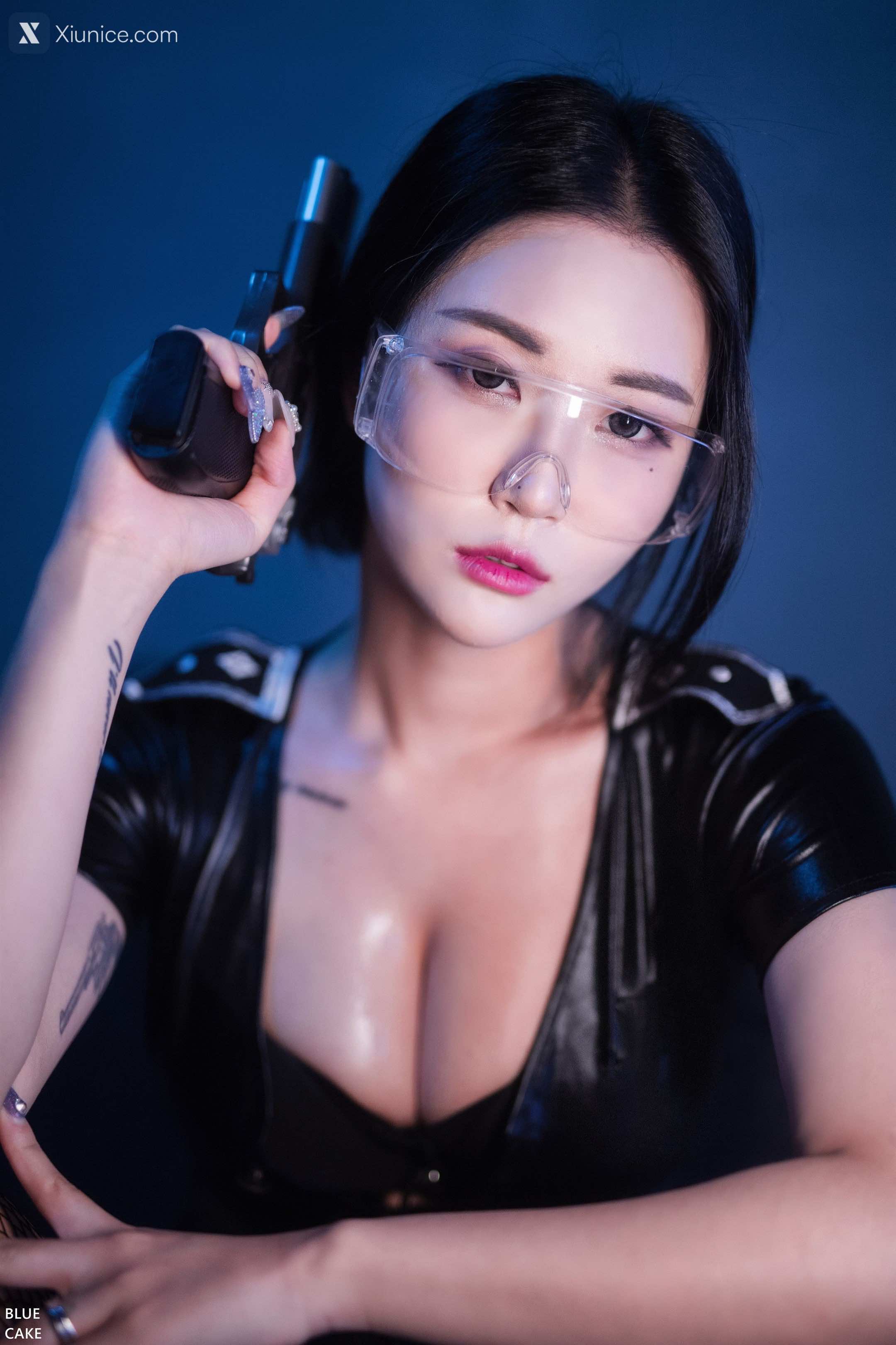 BLUECAKE Bomi (보미) – Siren 4K