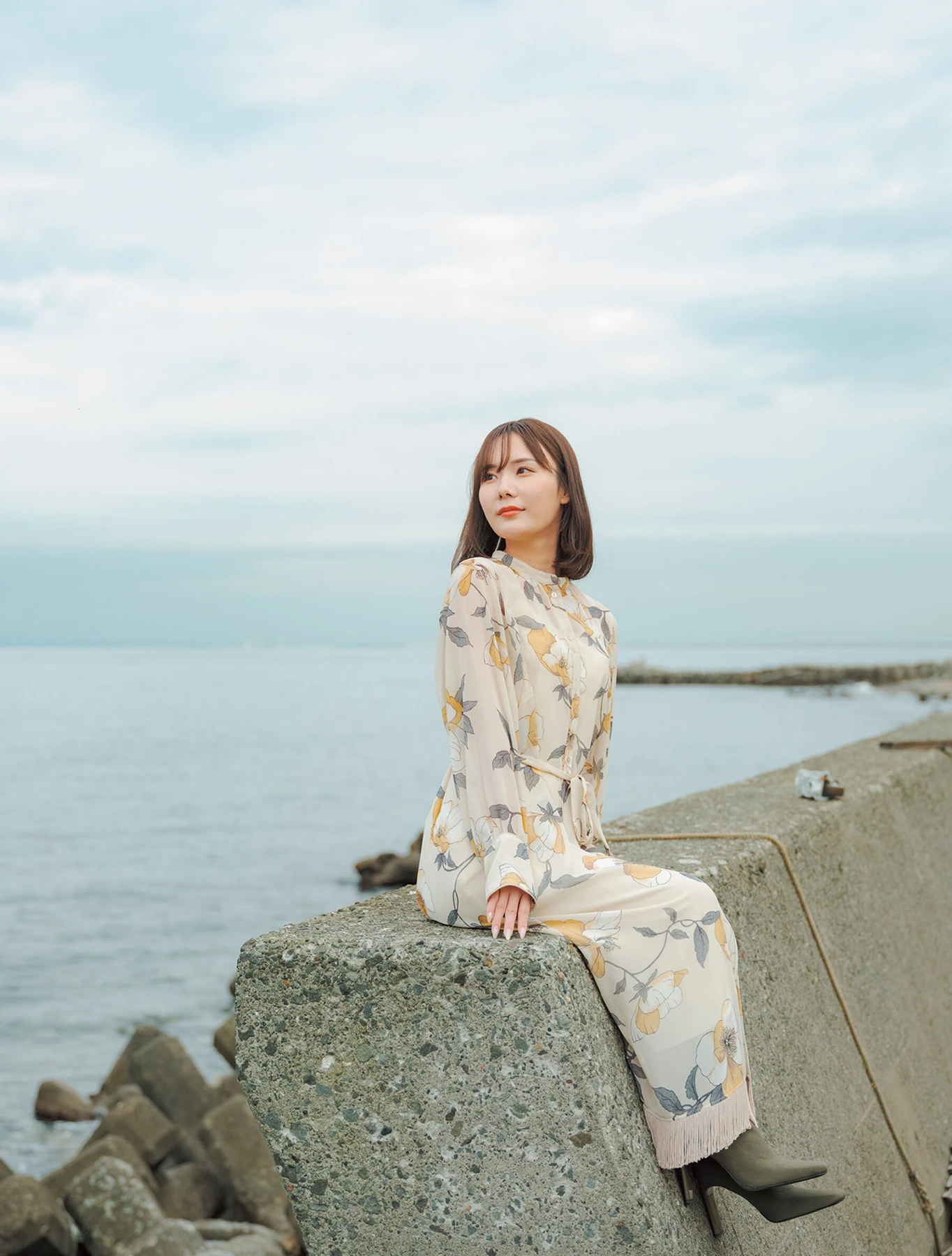 MIRU みる, アダルト写真集 「Scenery」 Set.04