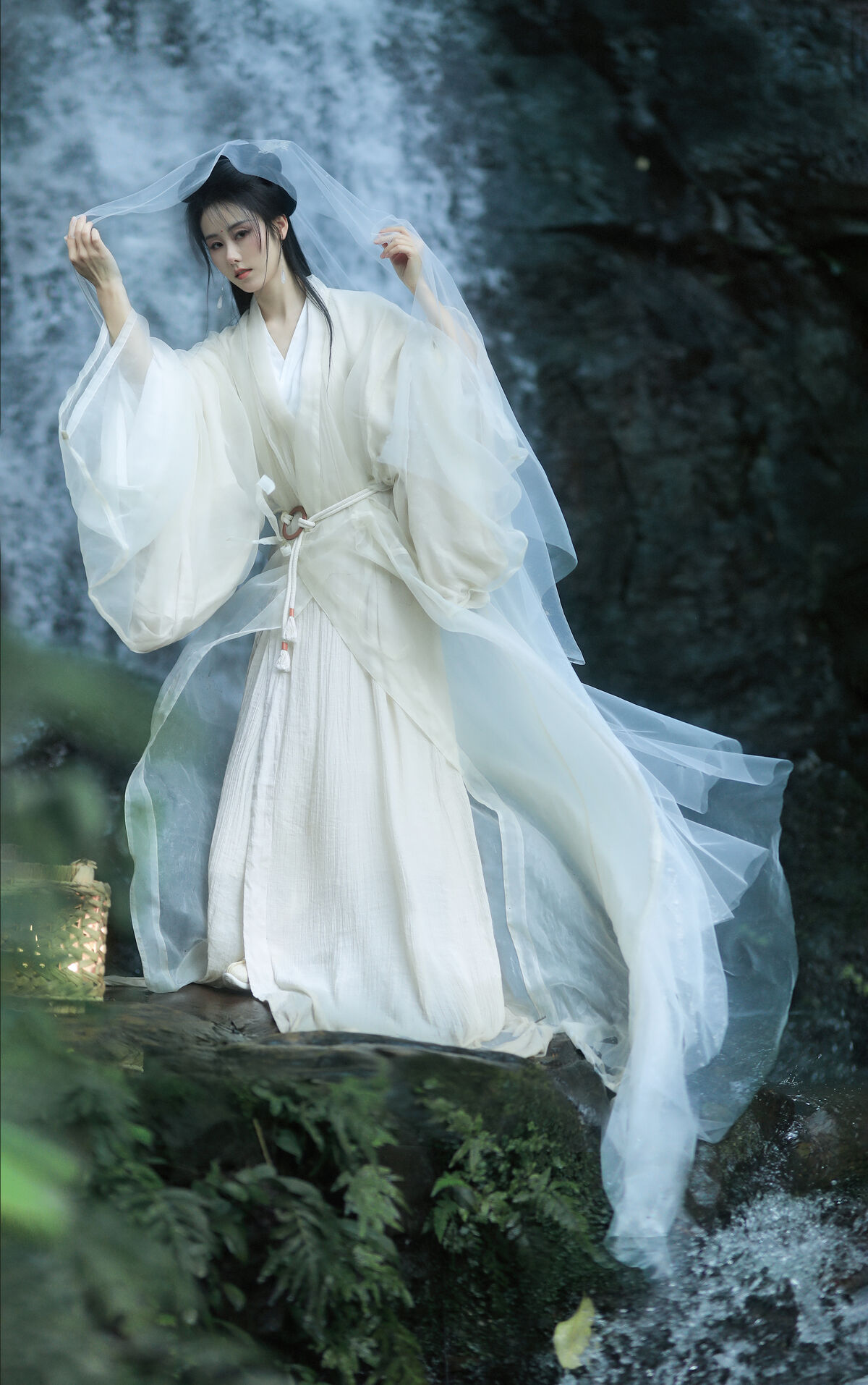 YiTuYu艺图语 Vol.10082 Ren Jian Yue-Su Chen