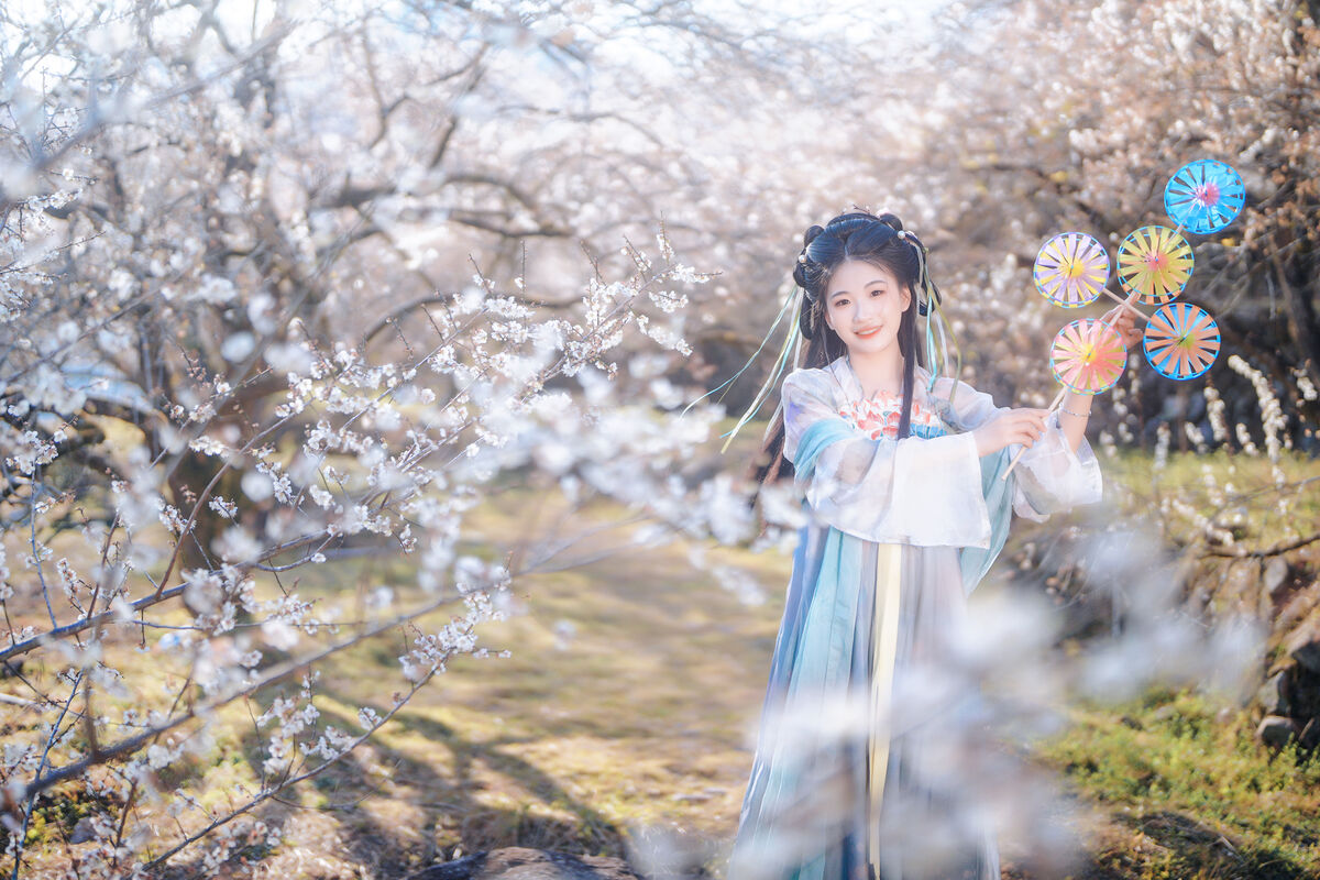 YiTuYu艺图语 Vol.10208 Ba La Ba La