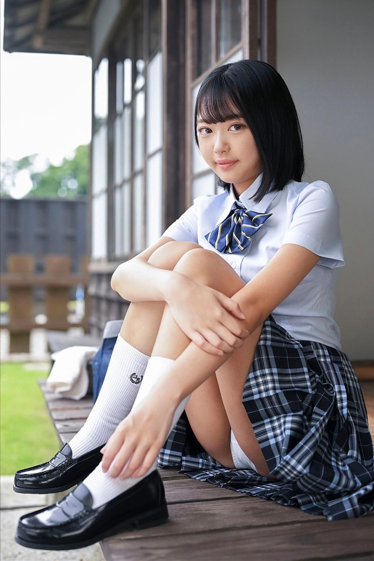 Amu Tsubura 粒楽あむ - Youth. アオハル Vol.3 Part01