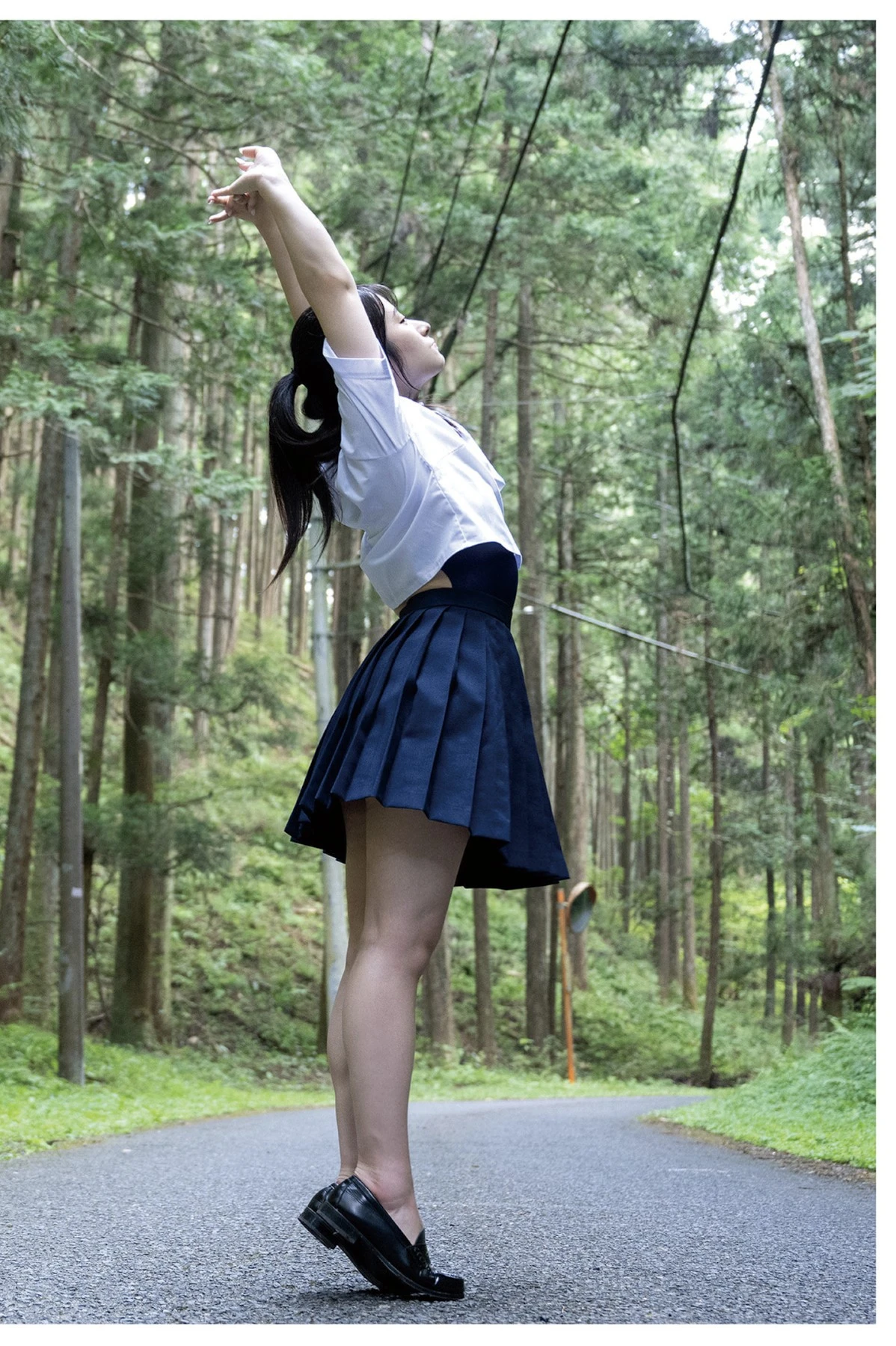 Nanami Nakamori 中森ななみ, Prestige 写真集 「36.9℃」