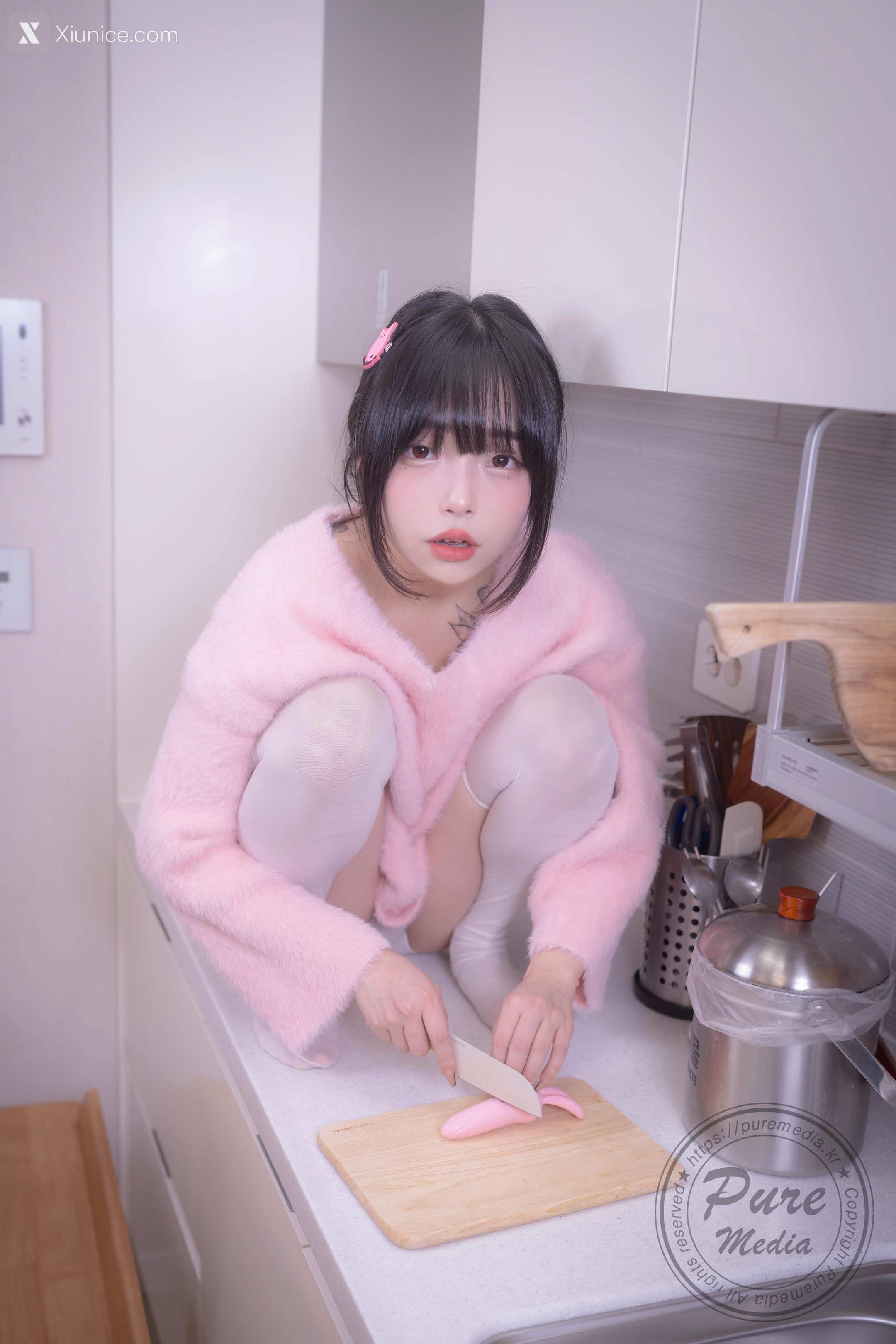 Pure Media Vol.266 Jelly (젤리) – Cutie Rabbit & Pink Hole 4K