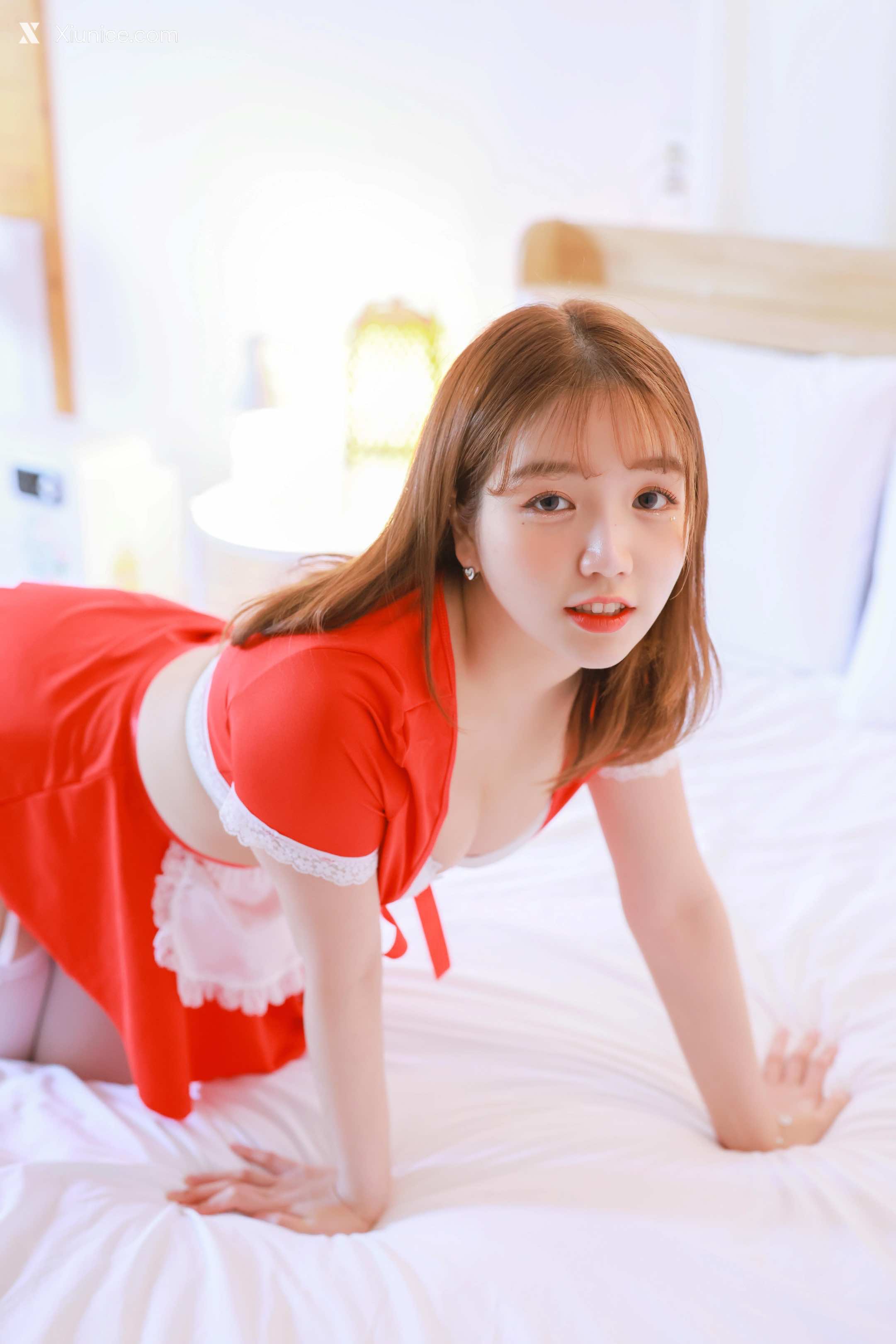 SweetBox – YOONVELY – SWTB Vol.26 – Santa Girl 4K