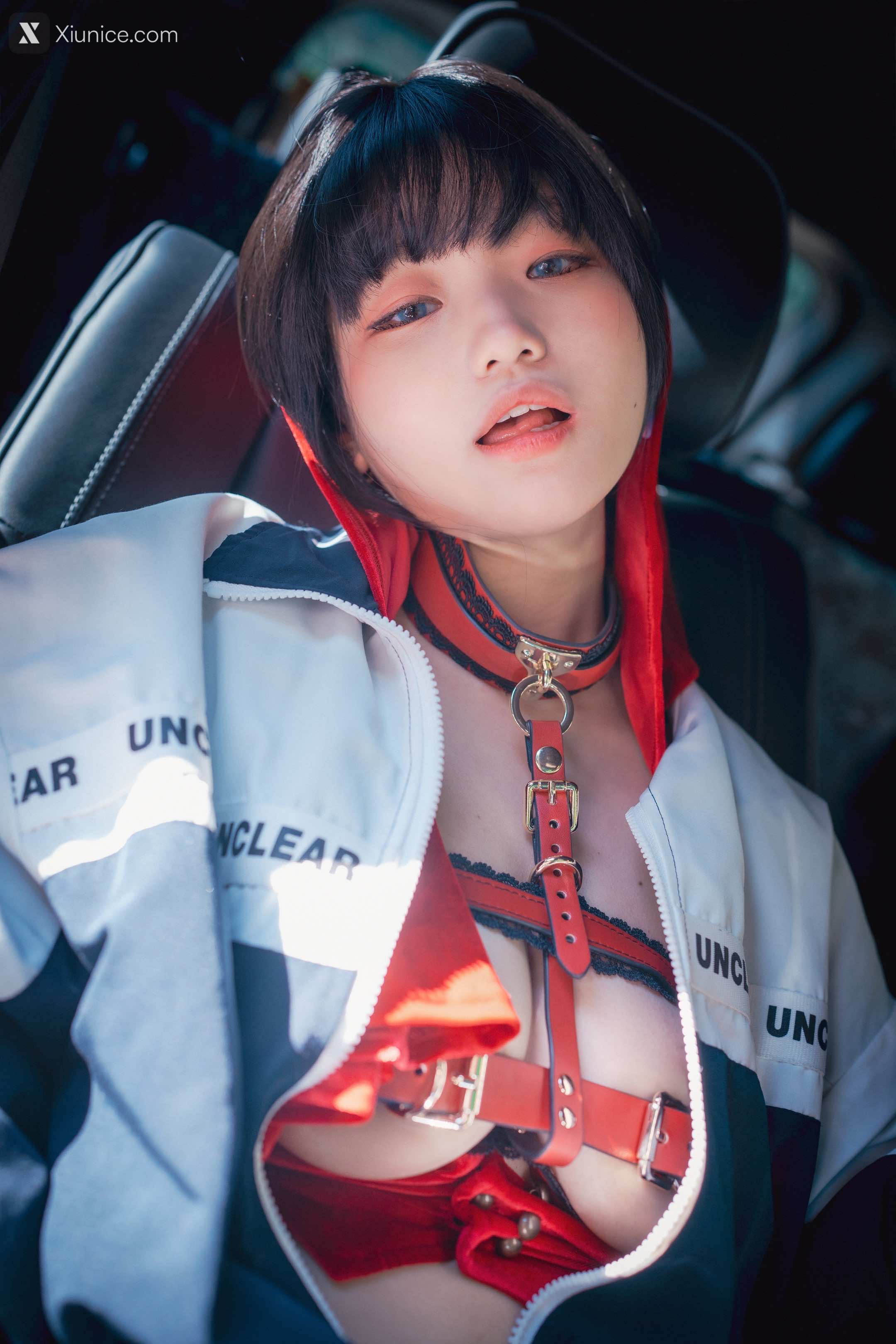 DJAWA Photo – Mimmi (밈미) – Naughty Red Hiring Hood 4K